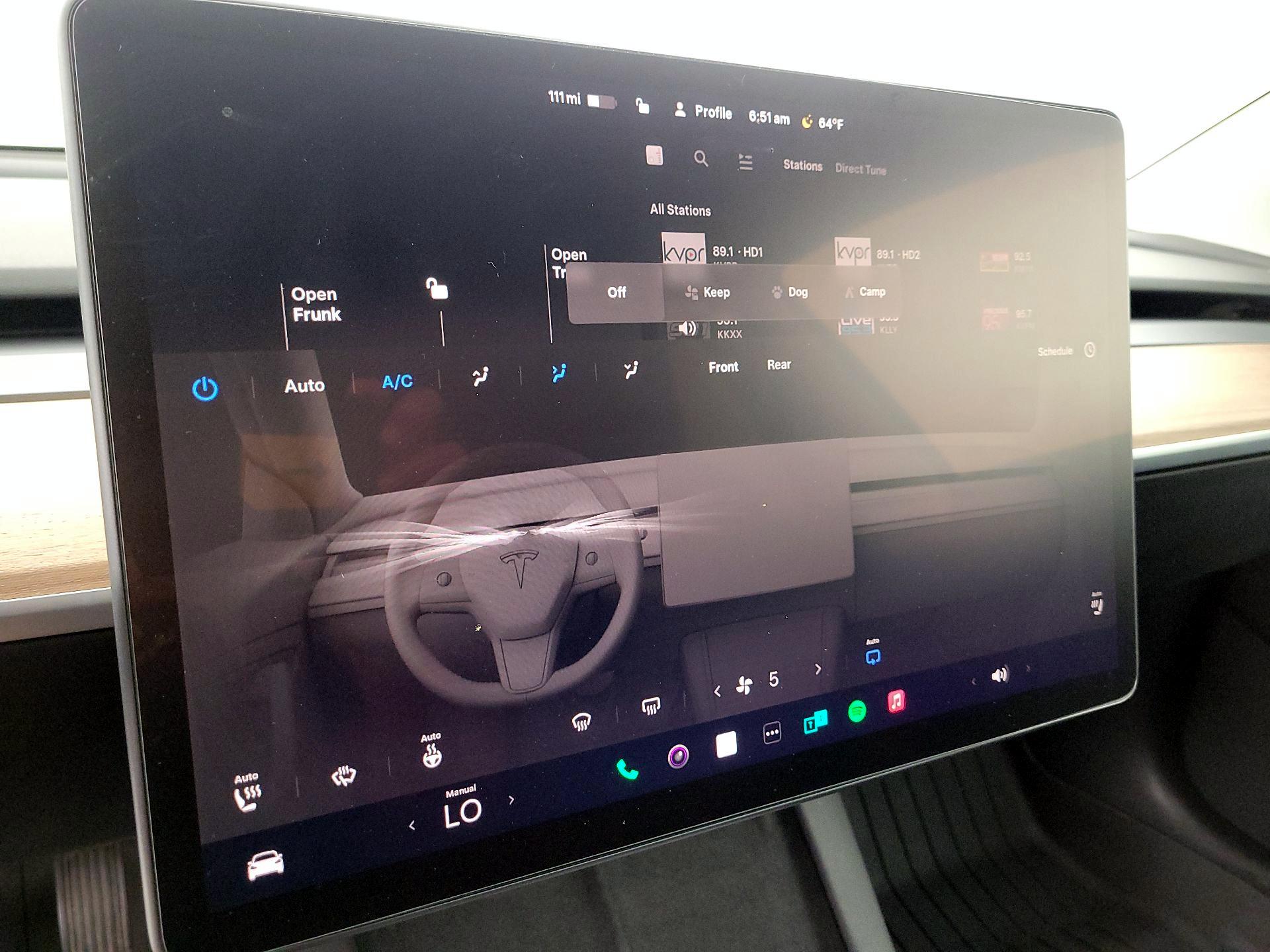 Thumbnail: 2022 Tesla Model 3 - 16