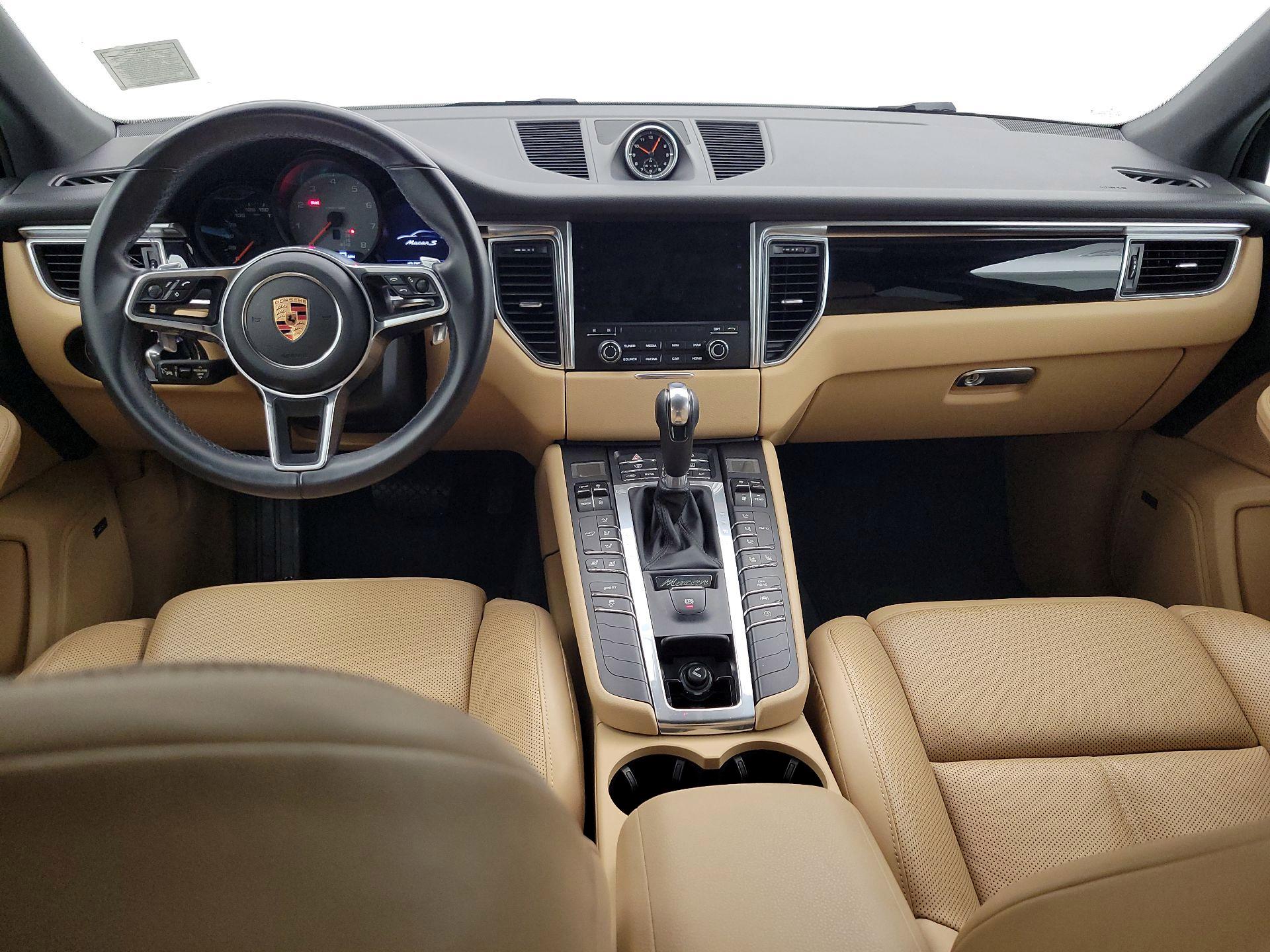 Thumbnail: 2018 Porsche Macan - 9
