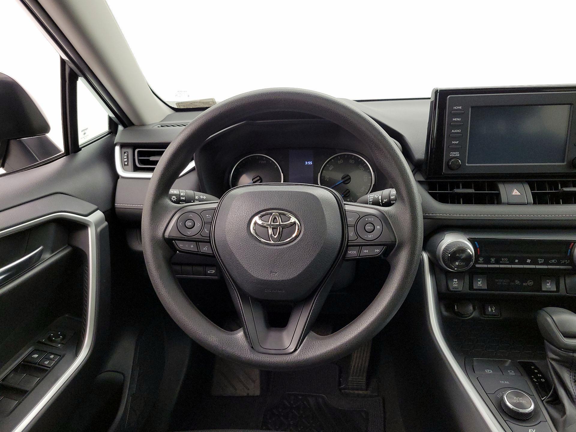 Thumbnail: 2019 Toyota RAV4 - 10
