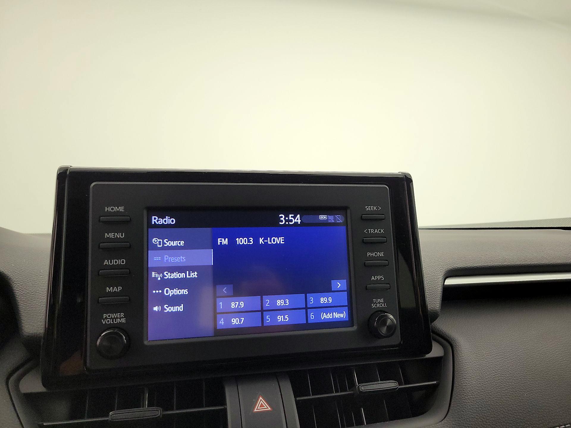 Thumbnail: 2019 Toyota RAV4 - 15