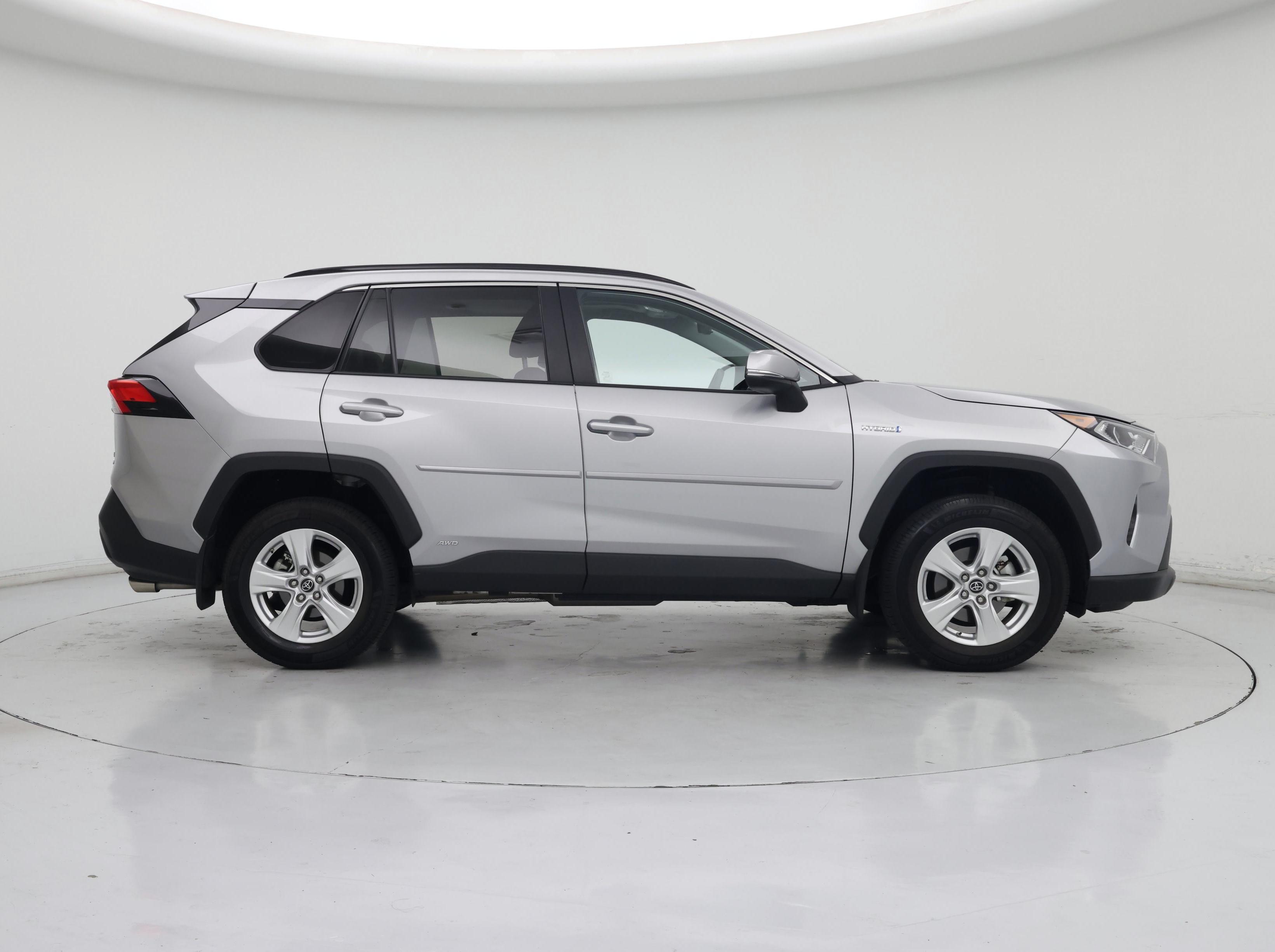 Thumbnail: 2019 Toyota RAV4 - 7