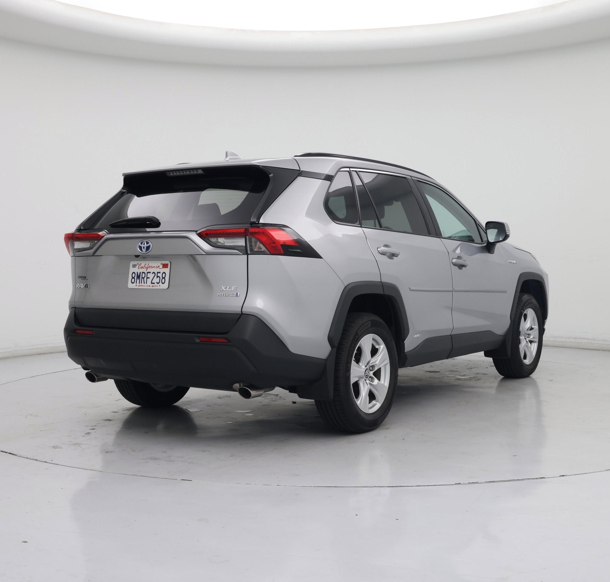 Thumbnail: 2019 Toyota RAV4 - 8