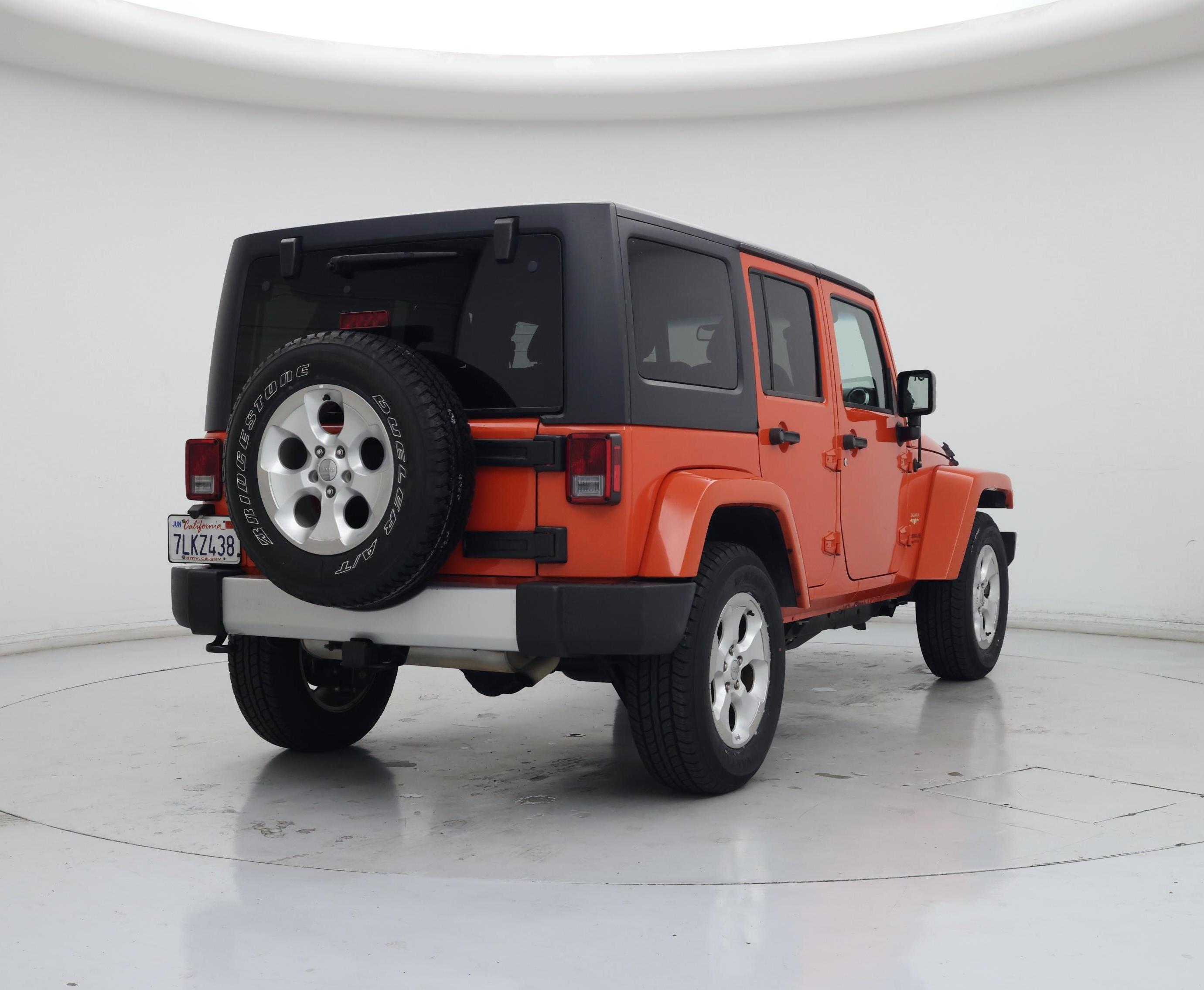 Thumbnail: 2015 Jeep Wrangler - 8