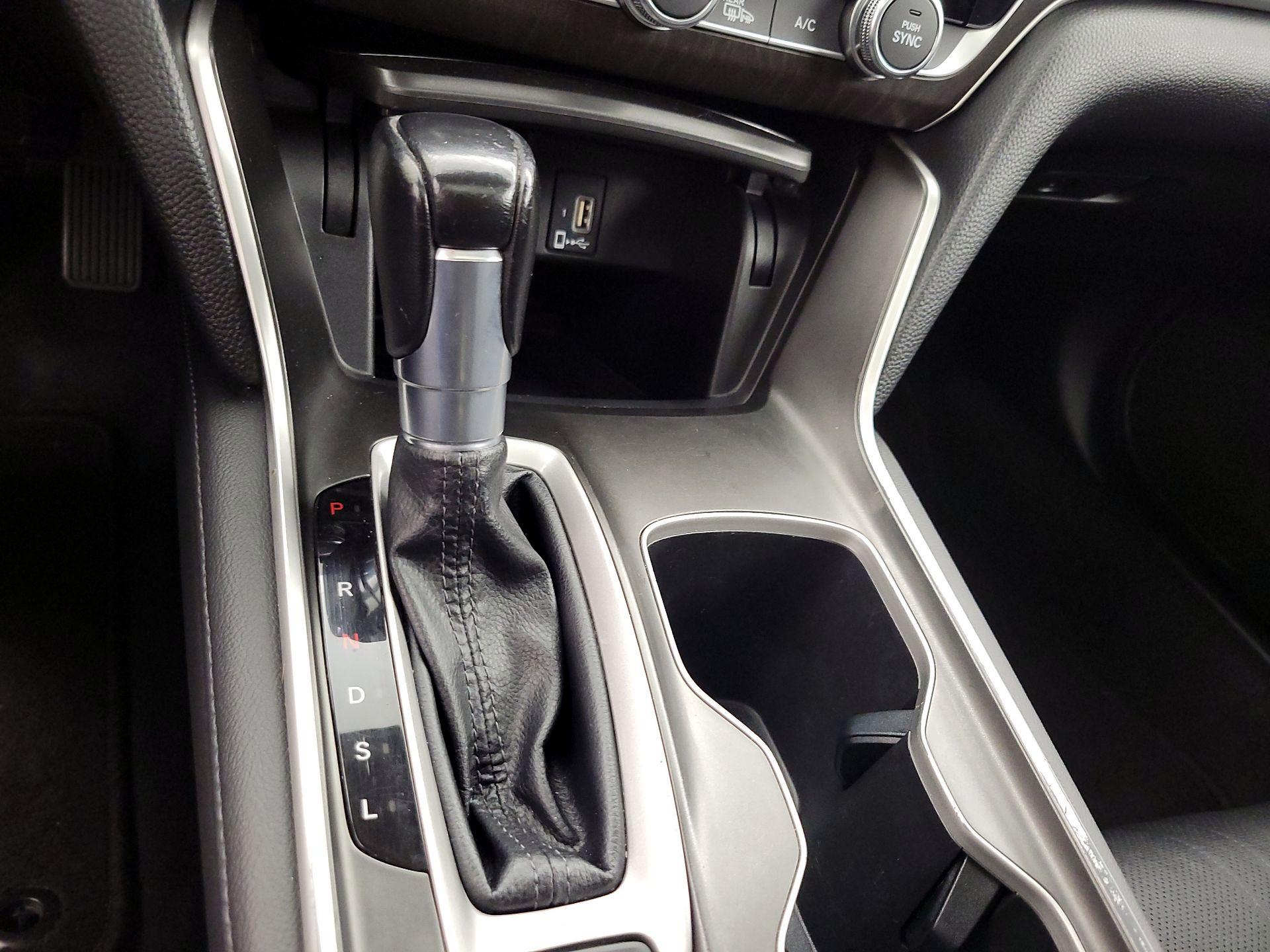 Thumbnail: 2019 Honda Accord - 16