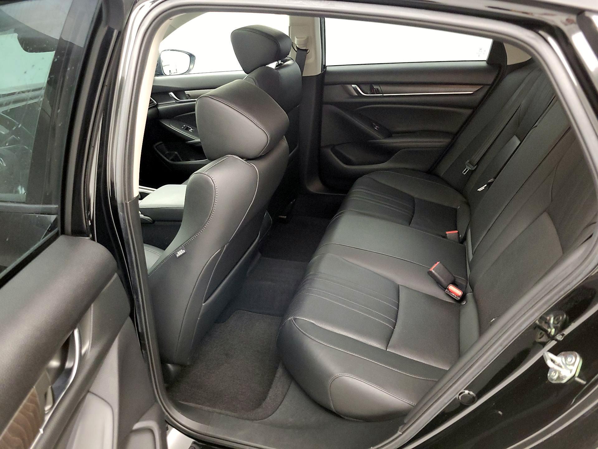 Thumbnail: 2019 Honda Accord - 18