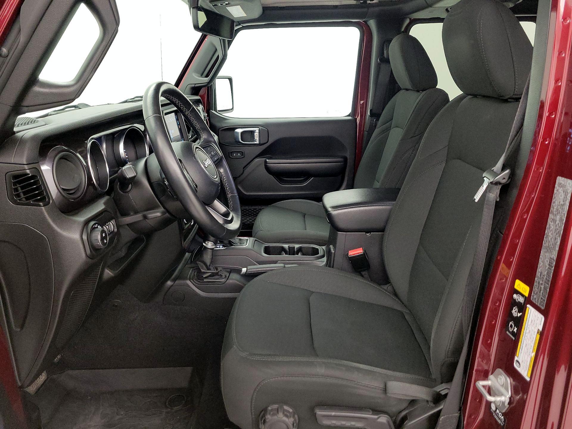 Thumbnail: 2021 Jeep Gladiator - 11