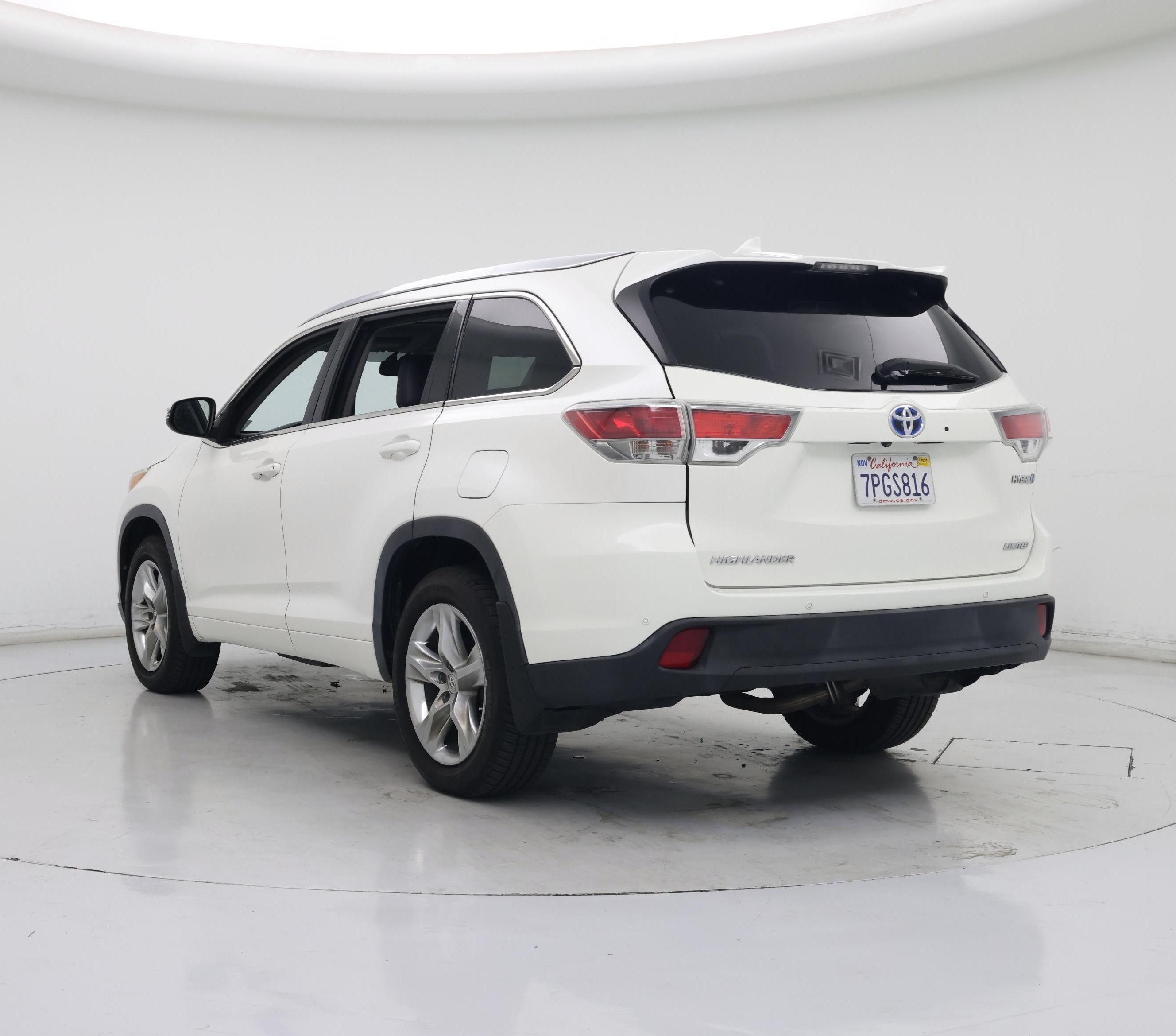Thumbnail: 2015 Toyota Highlander - 2