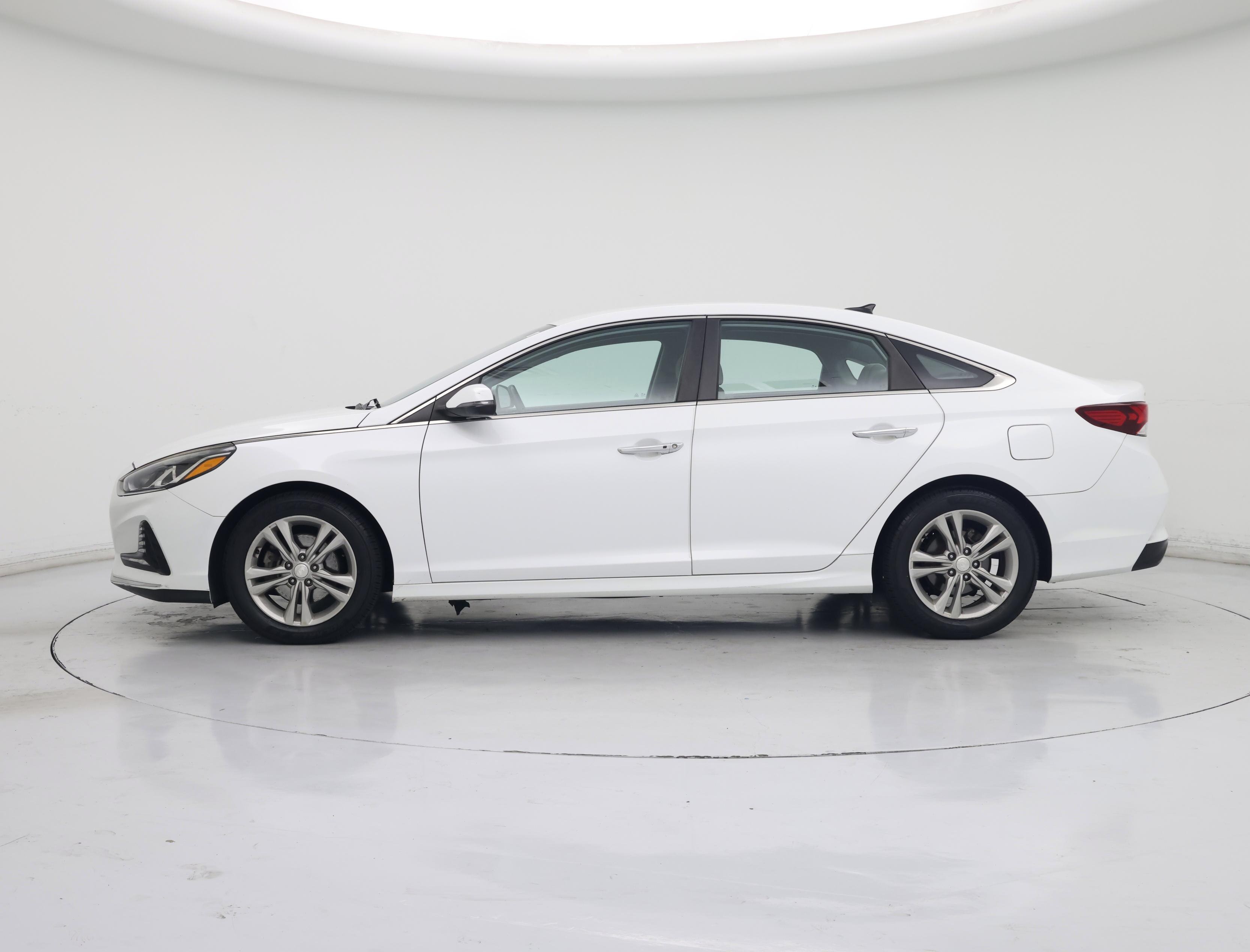 Thumbnail: 2018 Hyundai Sonata - 3