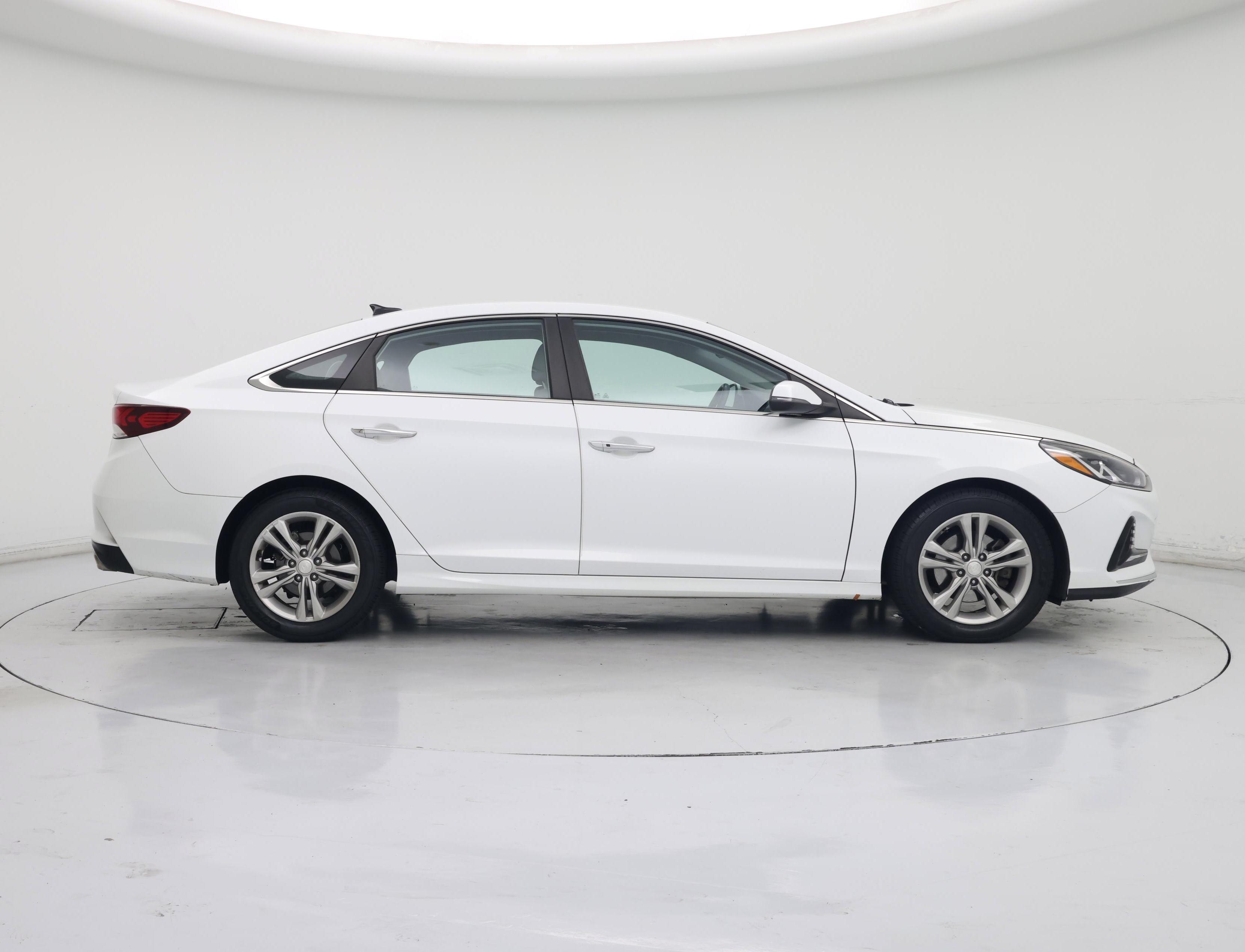 Thumbnail: 2018 Hyundai Sonata - 7