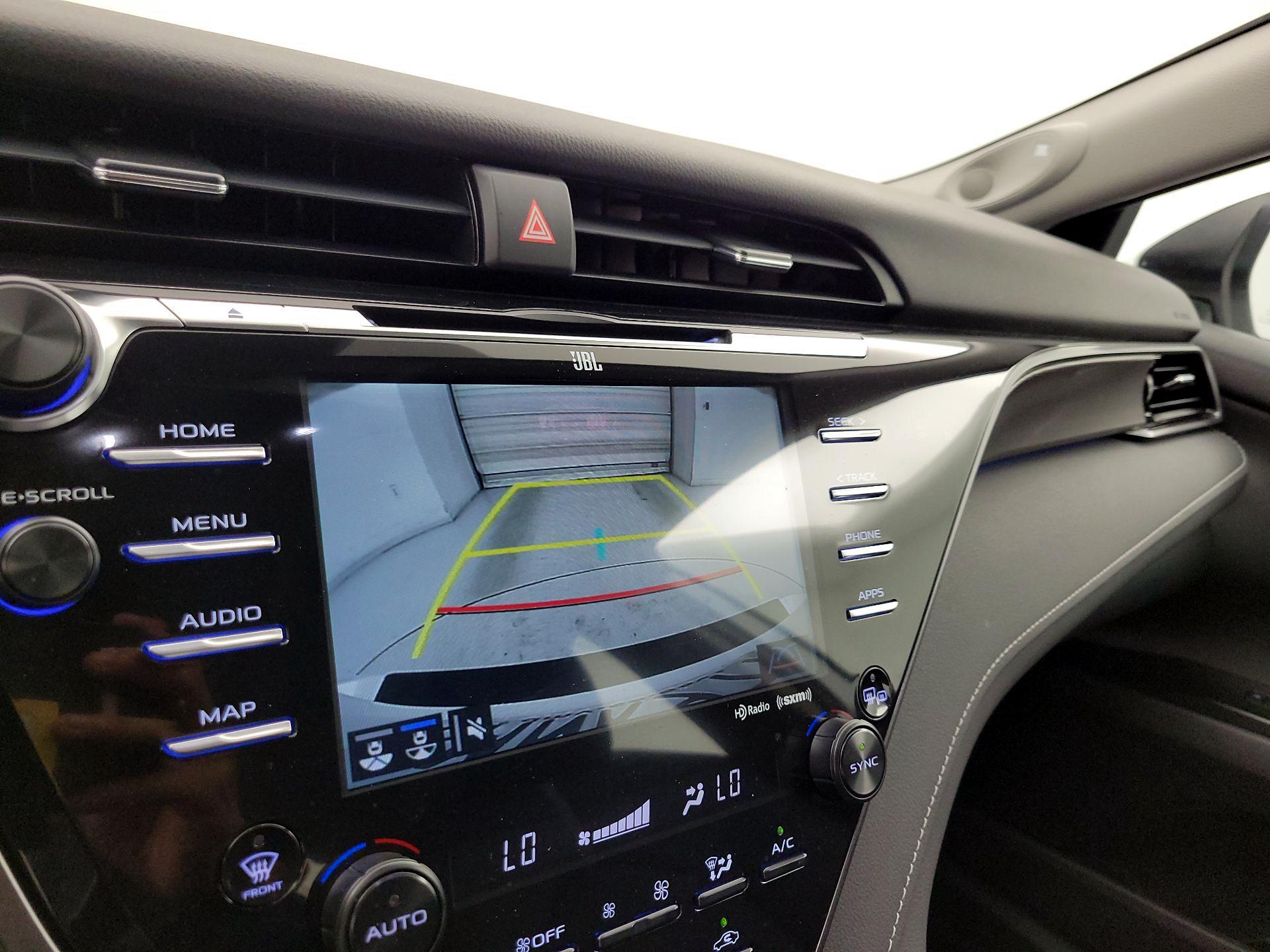 Thumbnail: 2019 Toyota Camry - 15