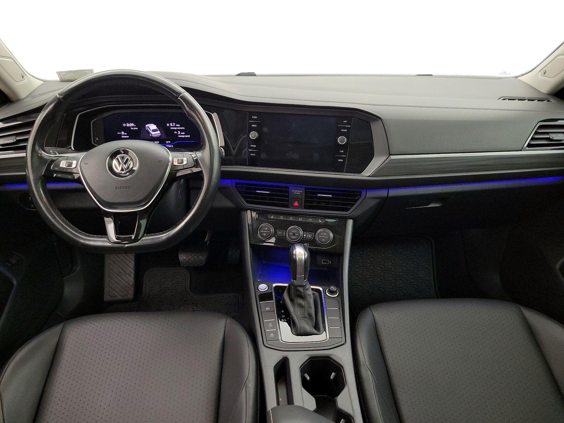 Thumbnail: 2019 Volkswagen Jetta - 9
