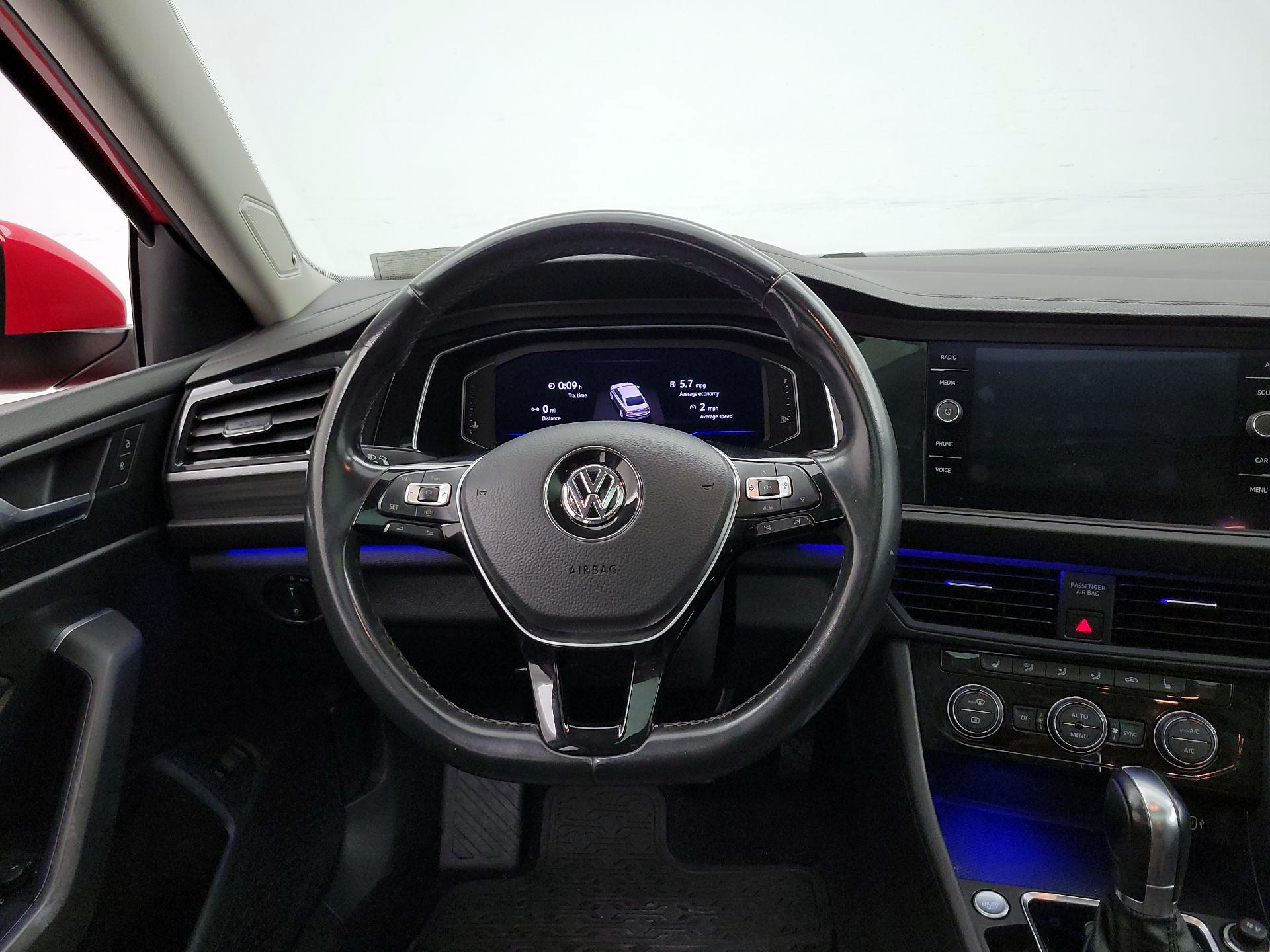 Thumbnail: 2019 Volkswagen Jetta - 10