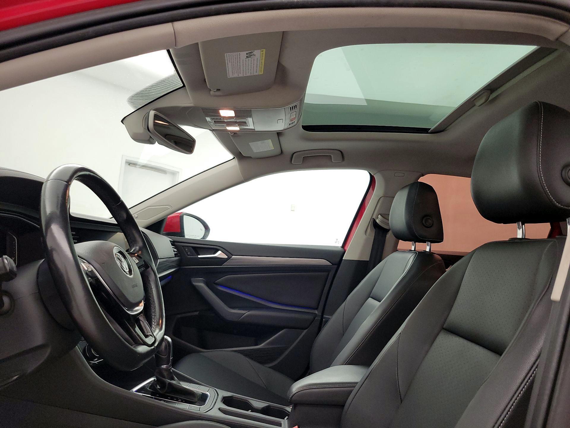 Thumbnail: 2019 Volkswagen Jetta - 19