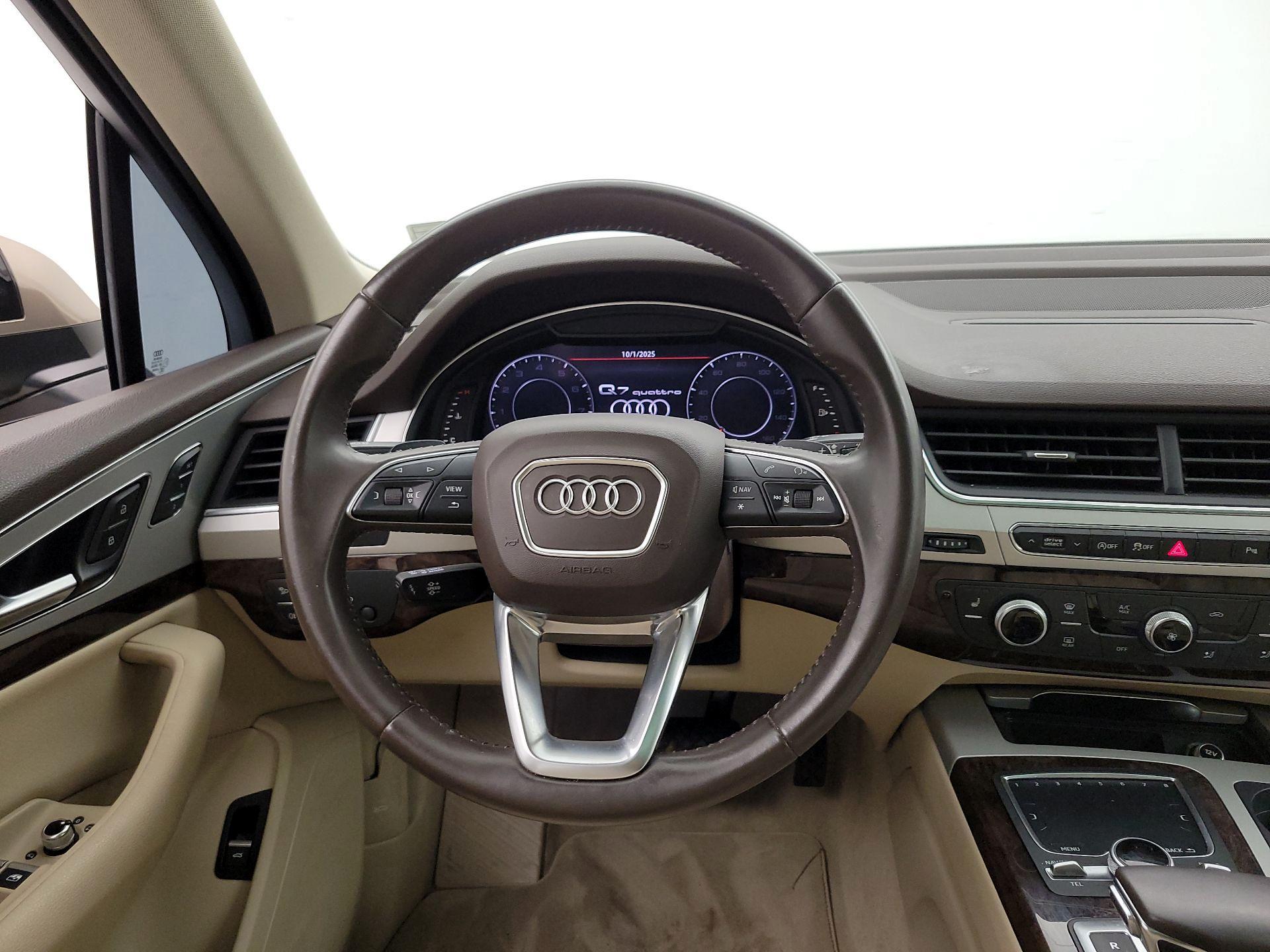 Thumbnail: 2019 Audi Q7 - 10