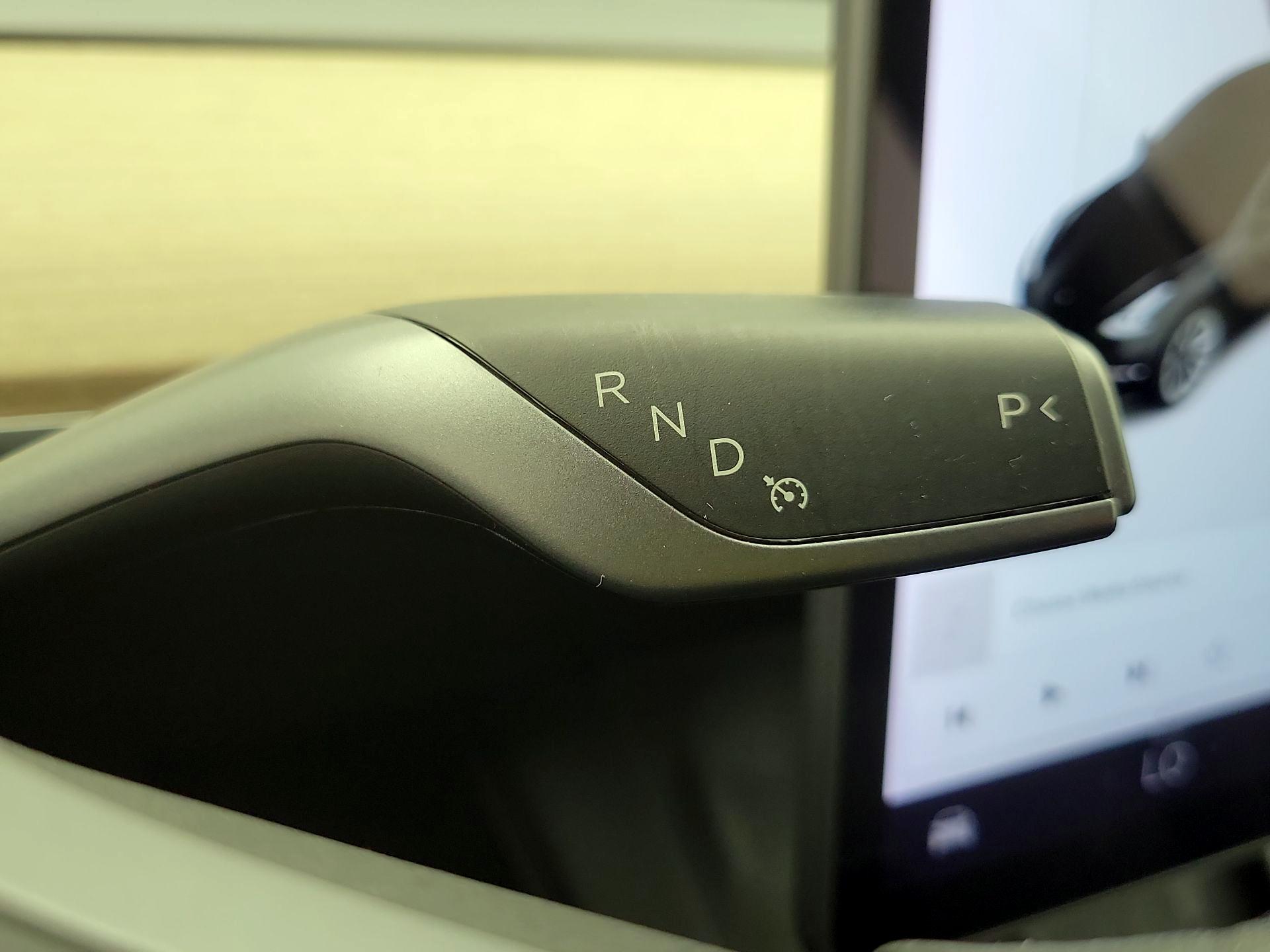 Thumbnail: 2021 Tesla Model 3 - 17