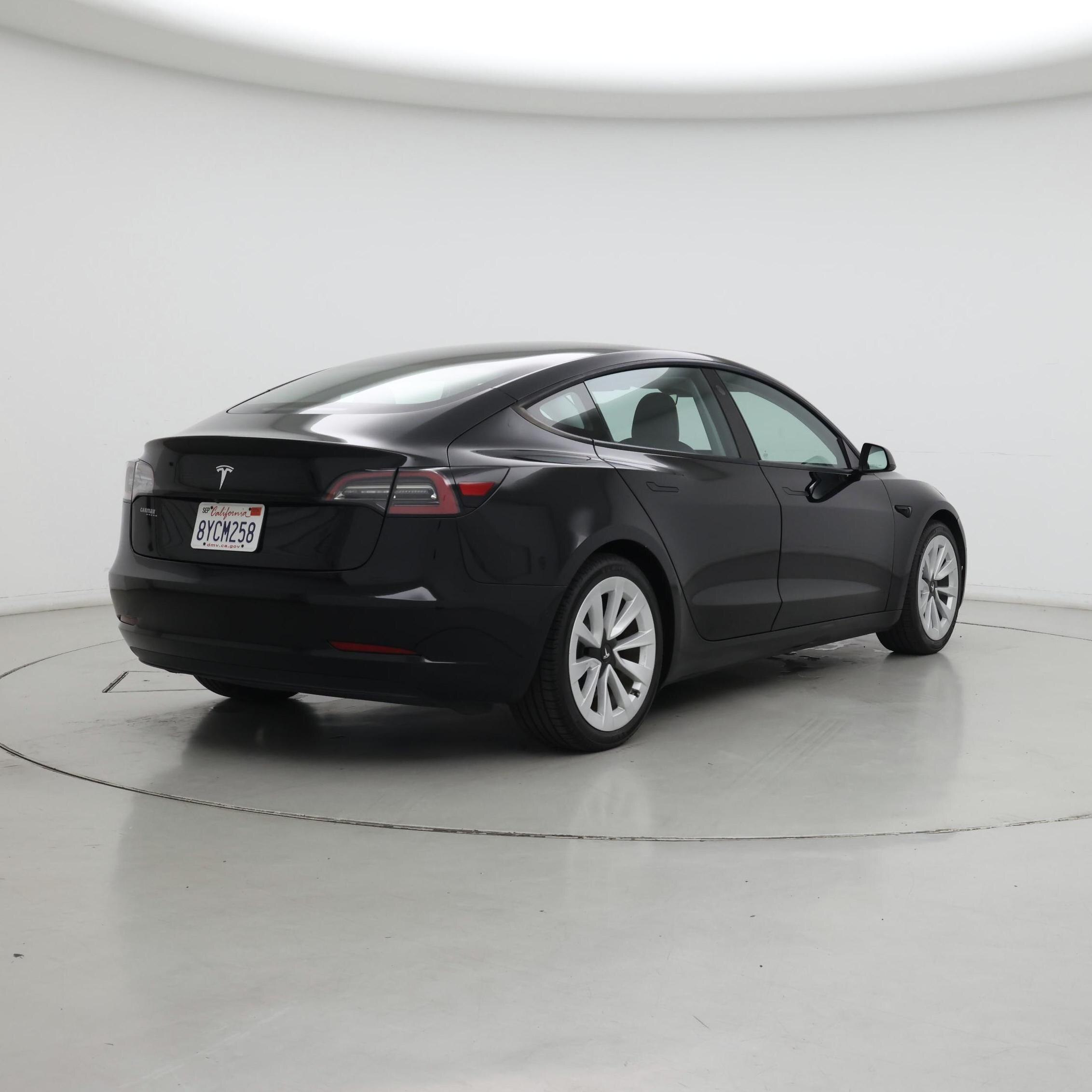 Thumbnail: 2021 Tesla Model 3 - 8