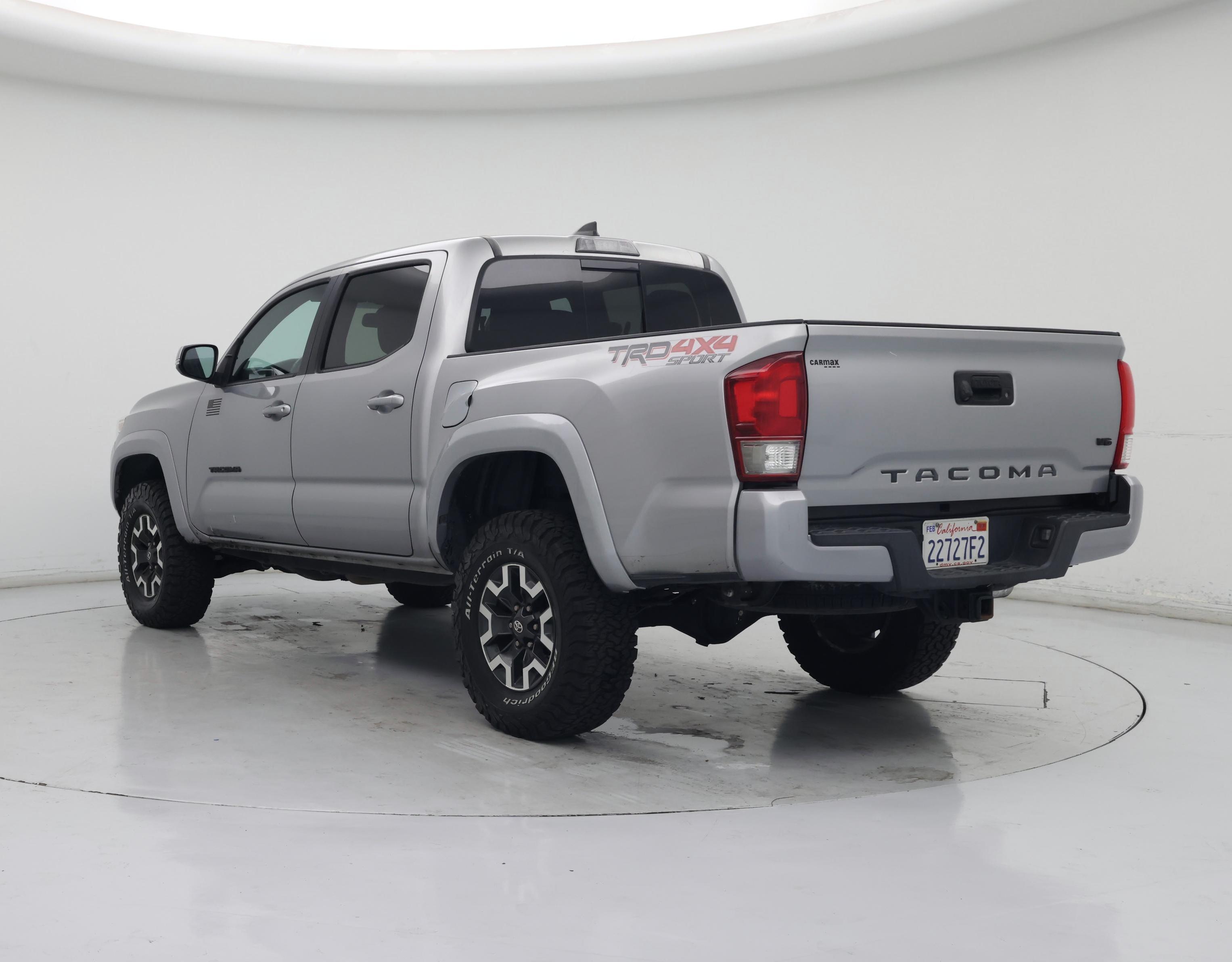 Thumbnail: 2017 Toyota Tacoma - 2
