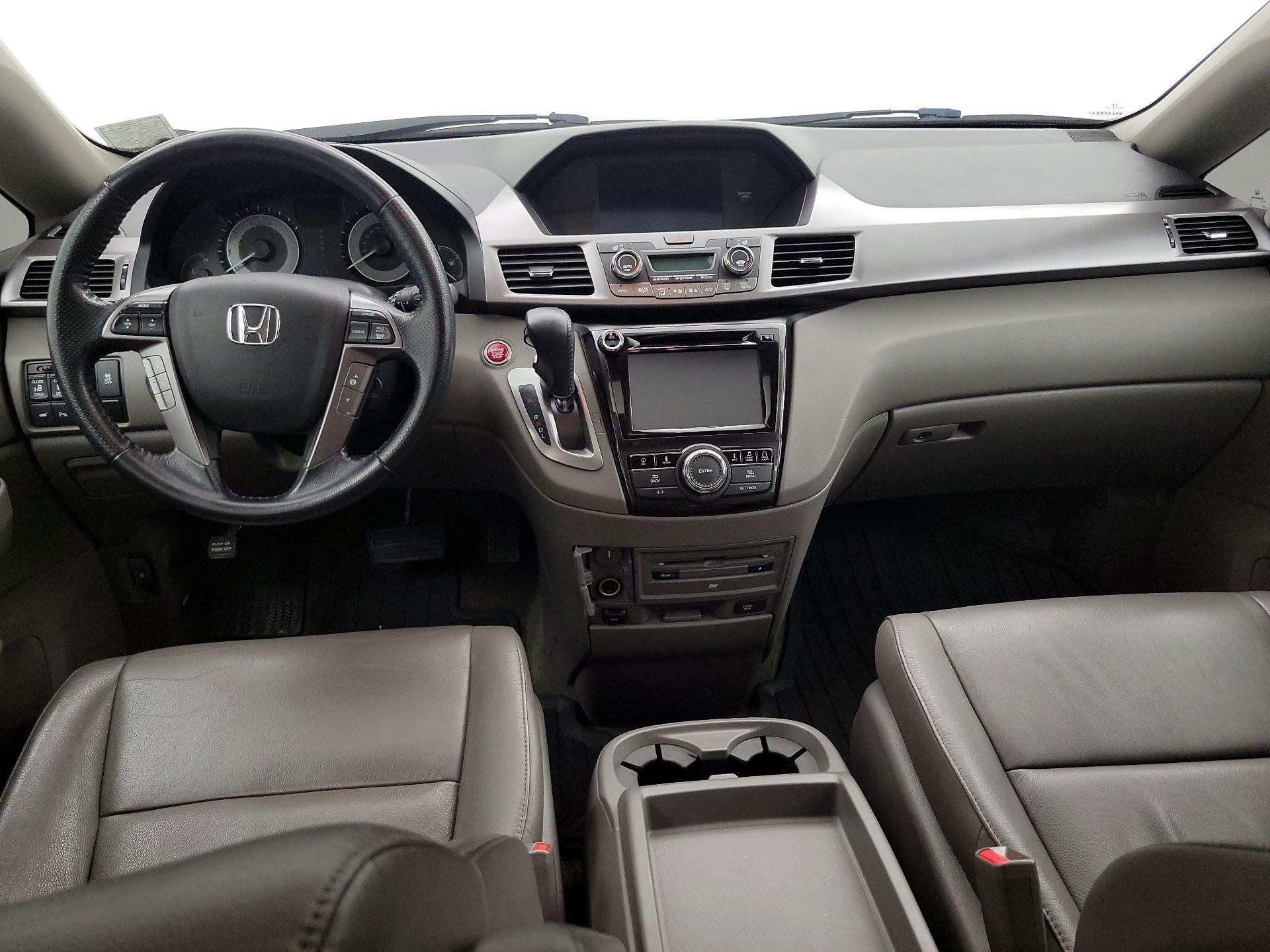 Thumbnail: 2015 Honda Odyssey - 9