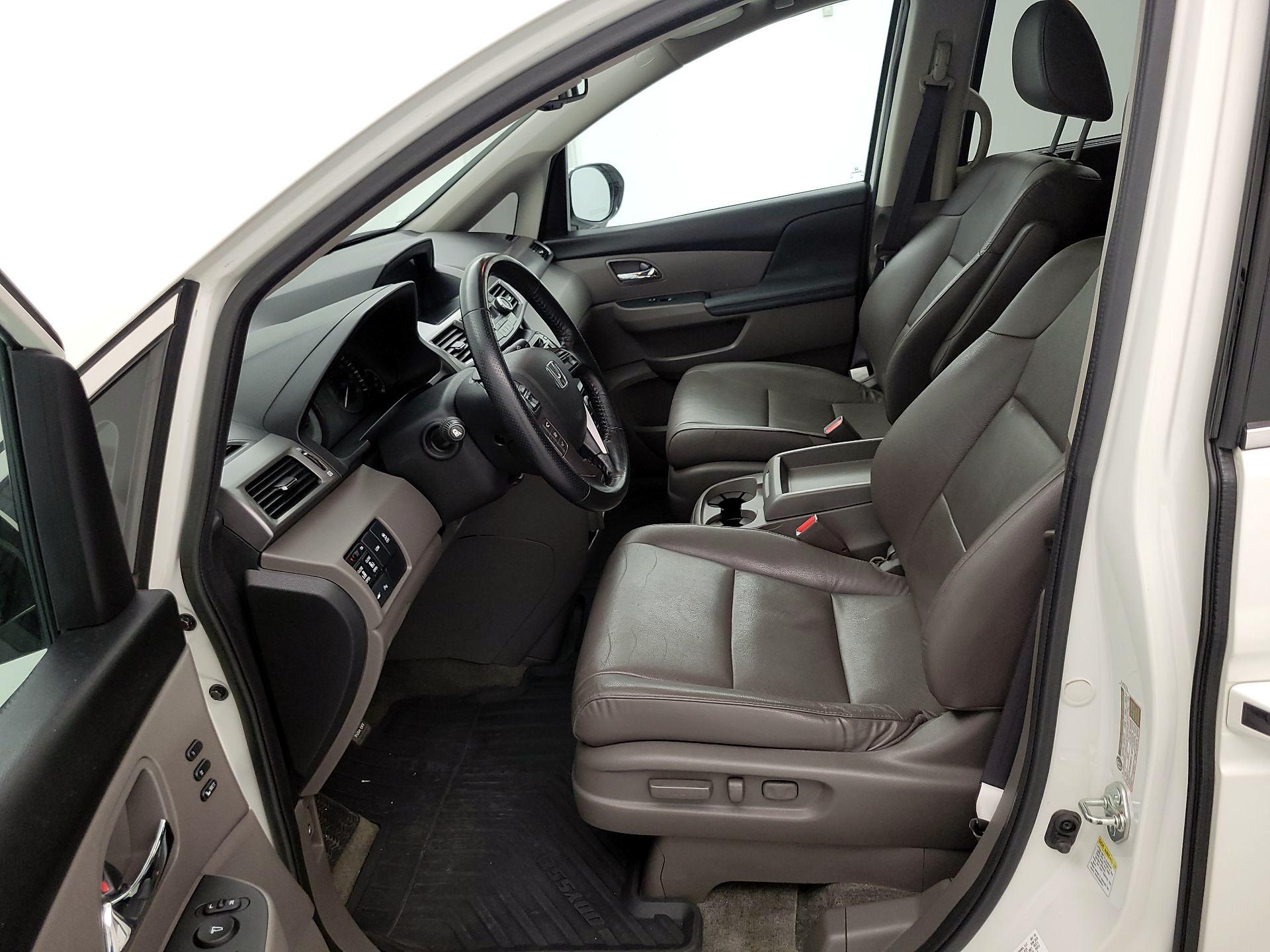 Thumbnail: 2015 Honda Odyssey - 11