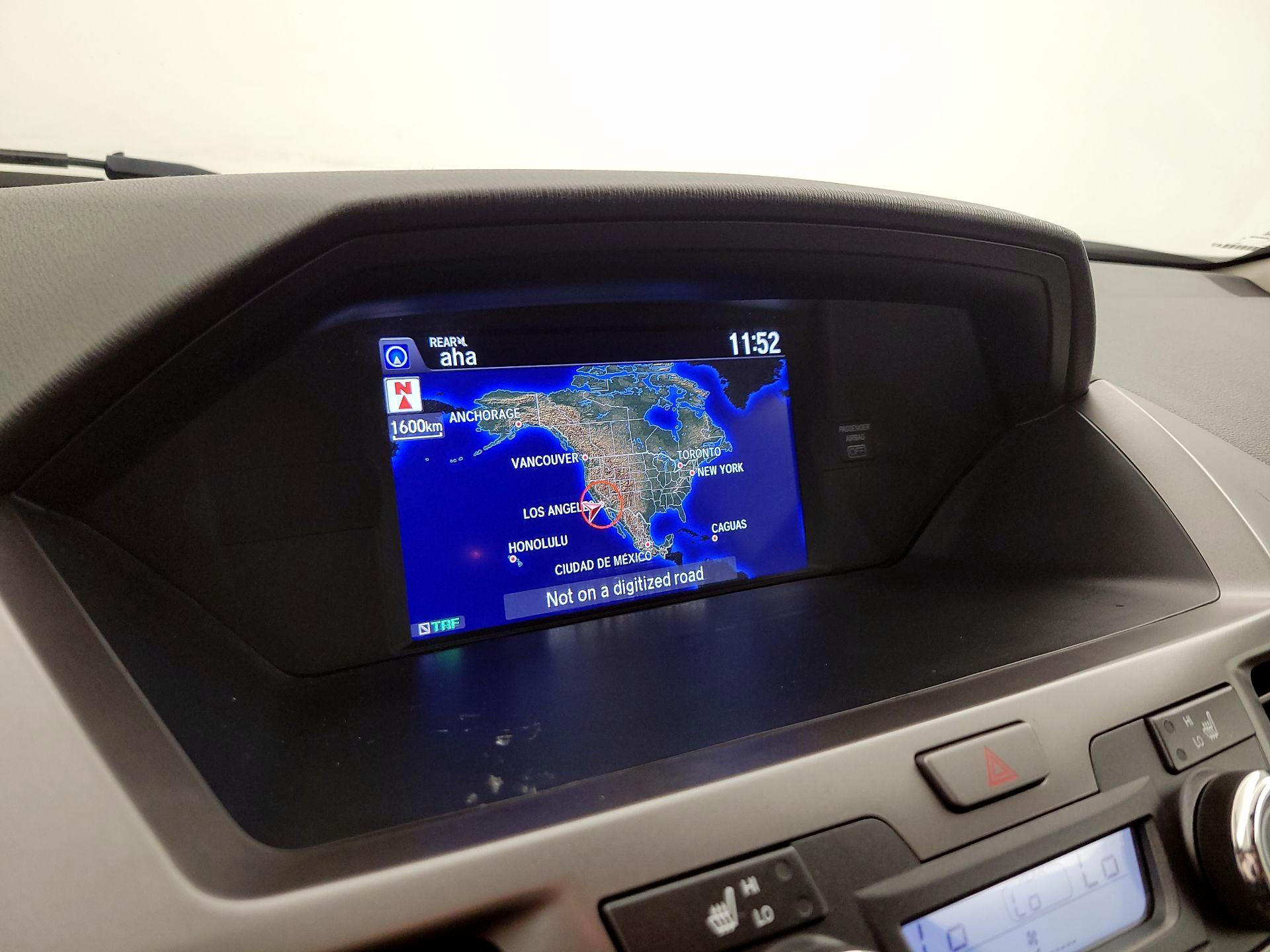 Thumbnail: 2015 Honda Odyssey - 14