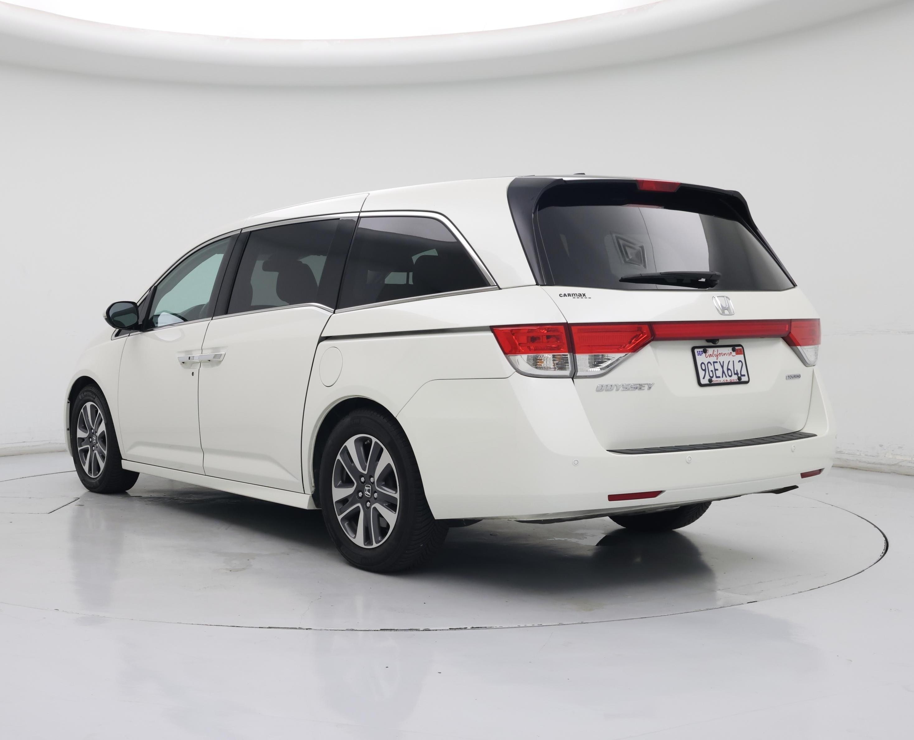 Thumbnail: 2015 Honda Odyssey - 2