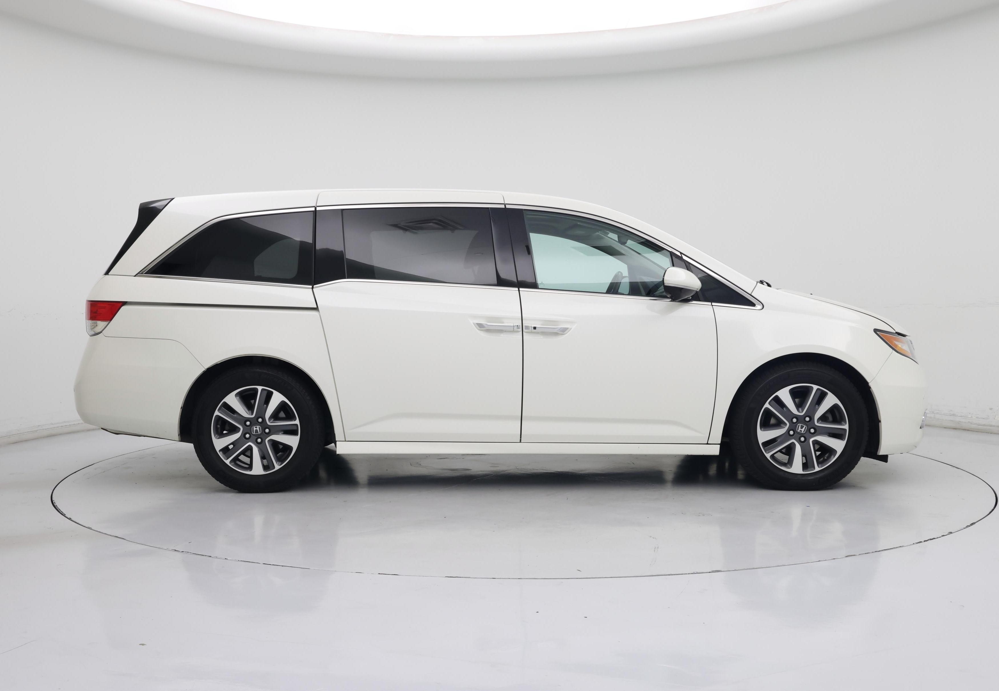 Thumbnail: 2015 Honda Odyssey - 7