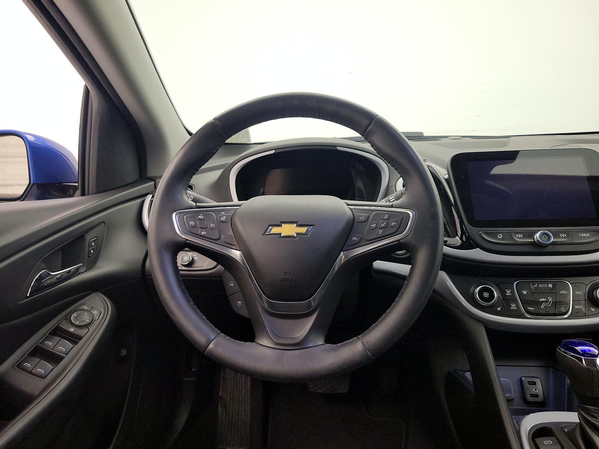 Thumbnail: 2017 Chevrolet Volt - 10