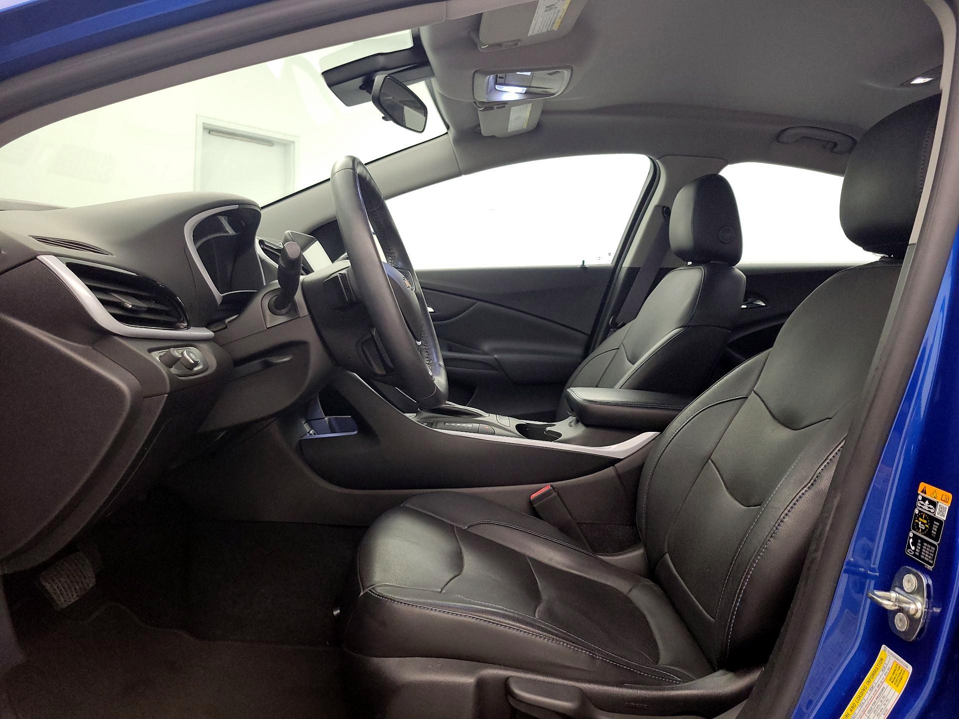 Thumbnail: 2017 Chevrolet Volt - 11