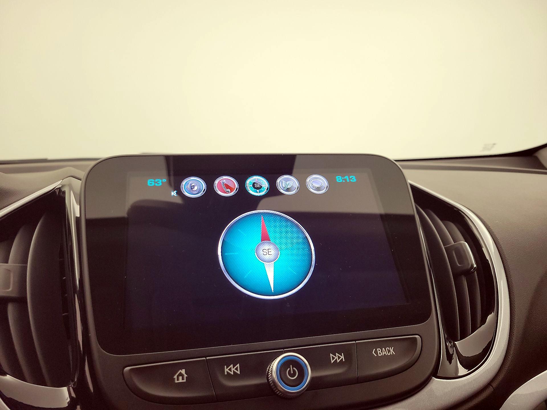 Thumbnail: 2017 Chevrolet Volt - 14