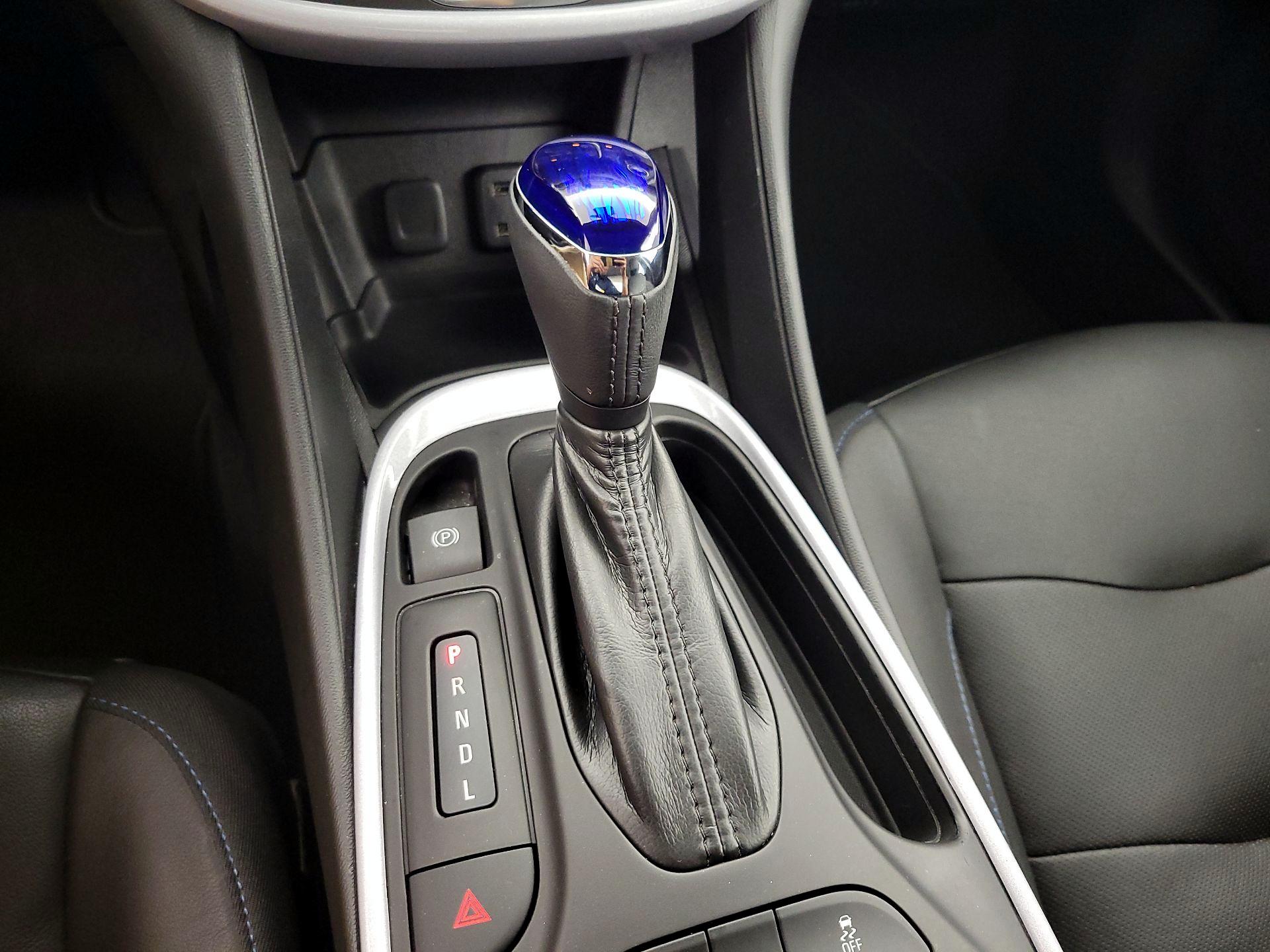 Thumbnail: 2017 Chevrolet Volt - 18