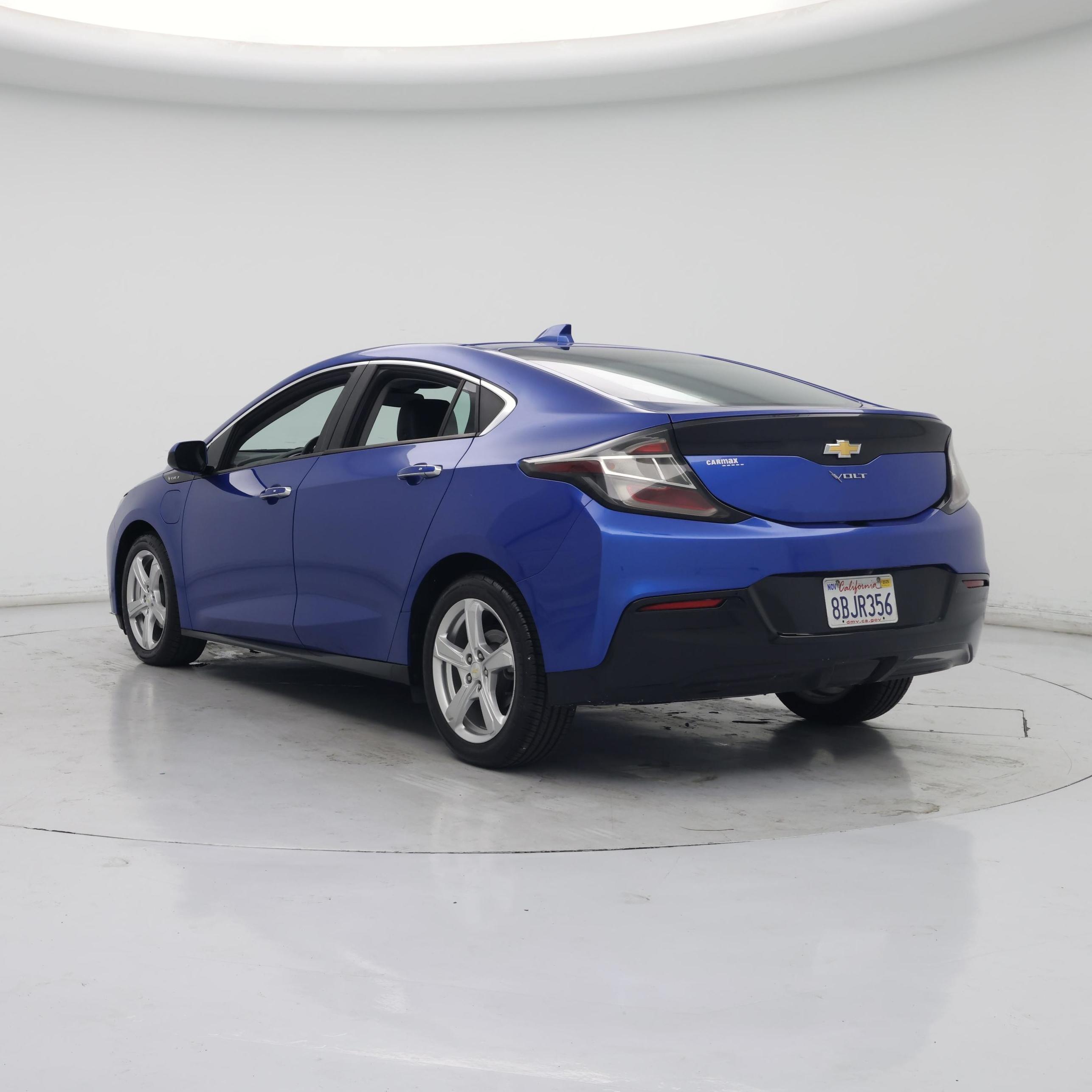 Thumbnail: 2017 Chevrolet Volt - 2