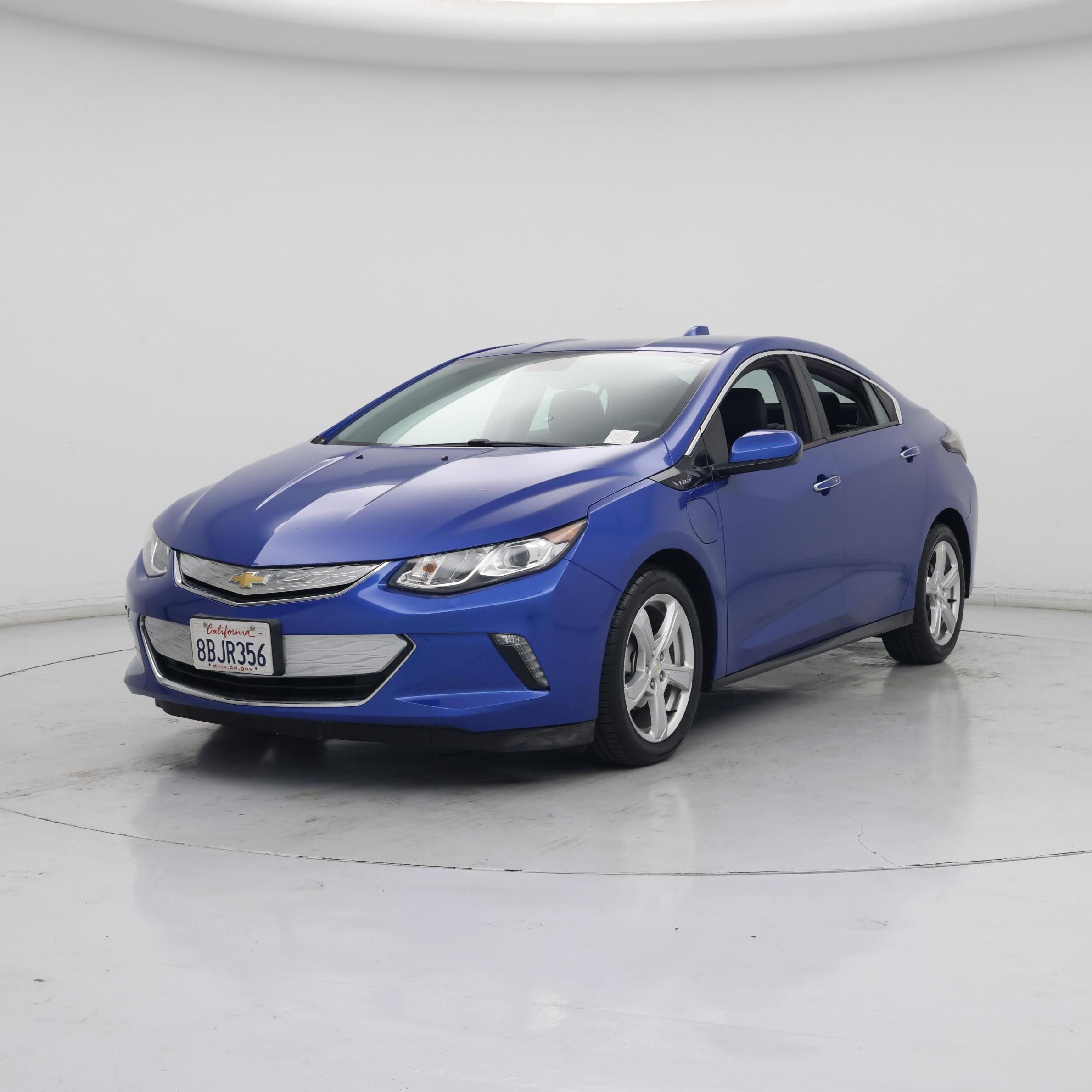 Thumbnail: 2017 Chevrolet Volt - 4