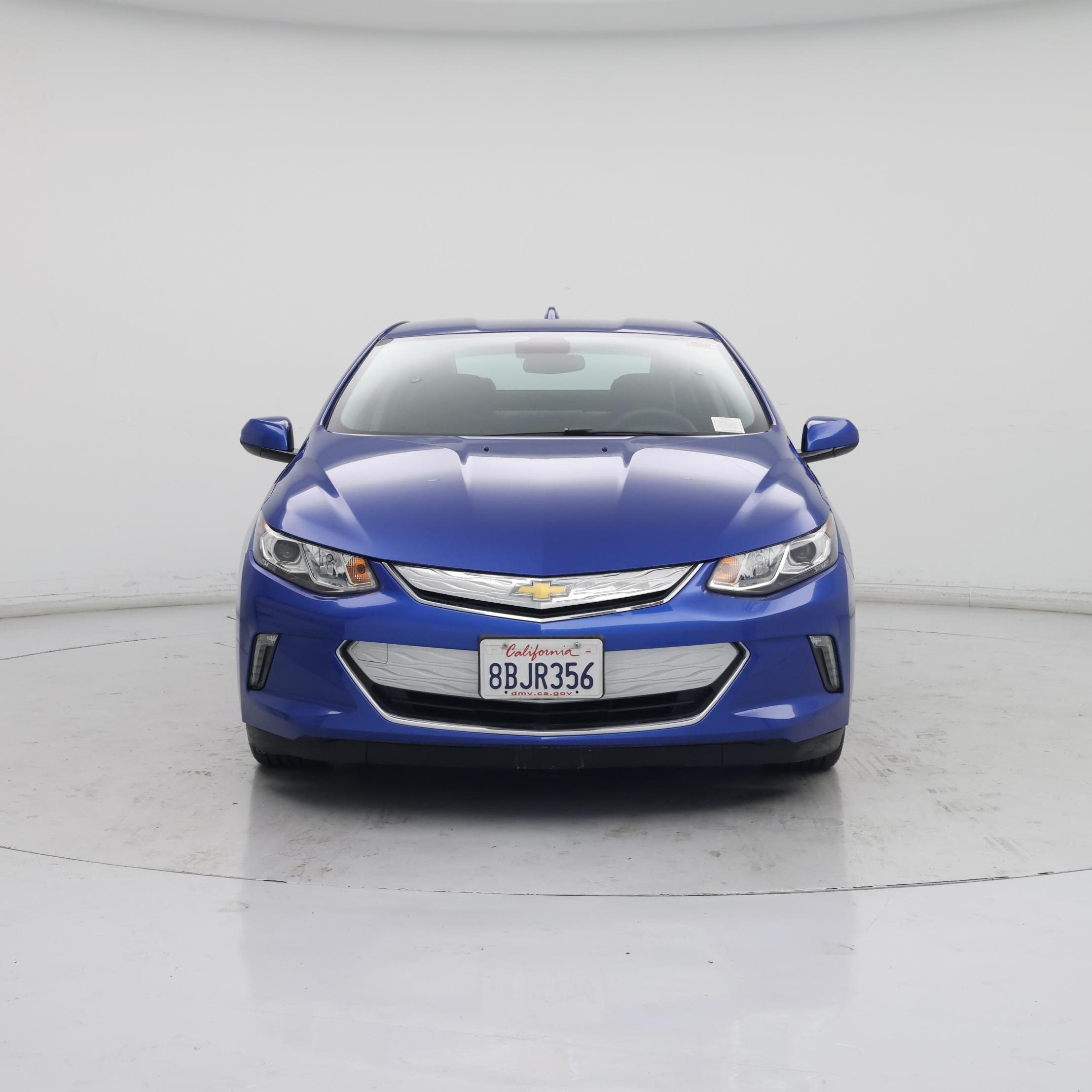 Thumbnail: 2017 Chevrolet Volt - 5