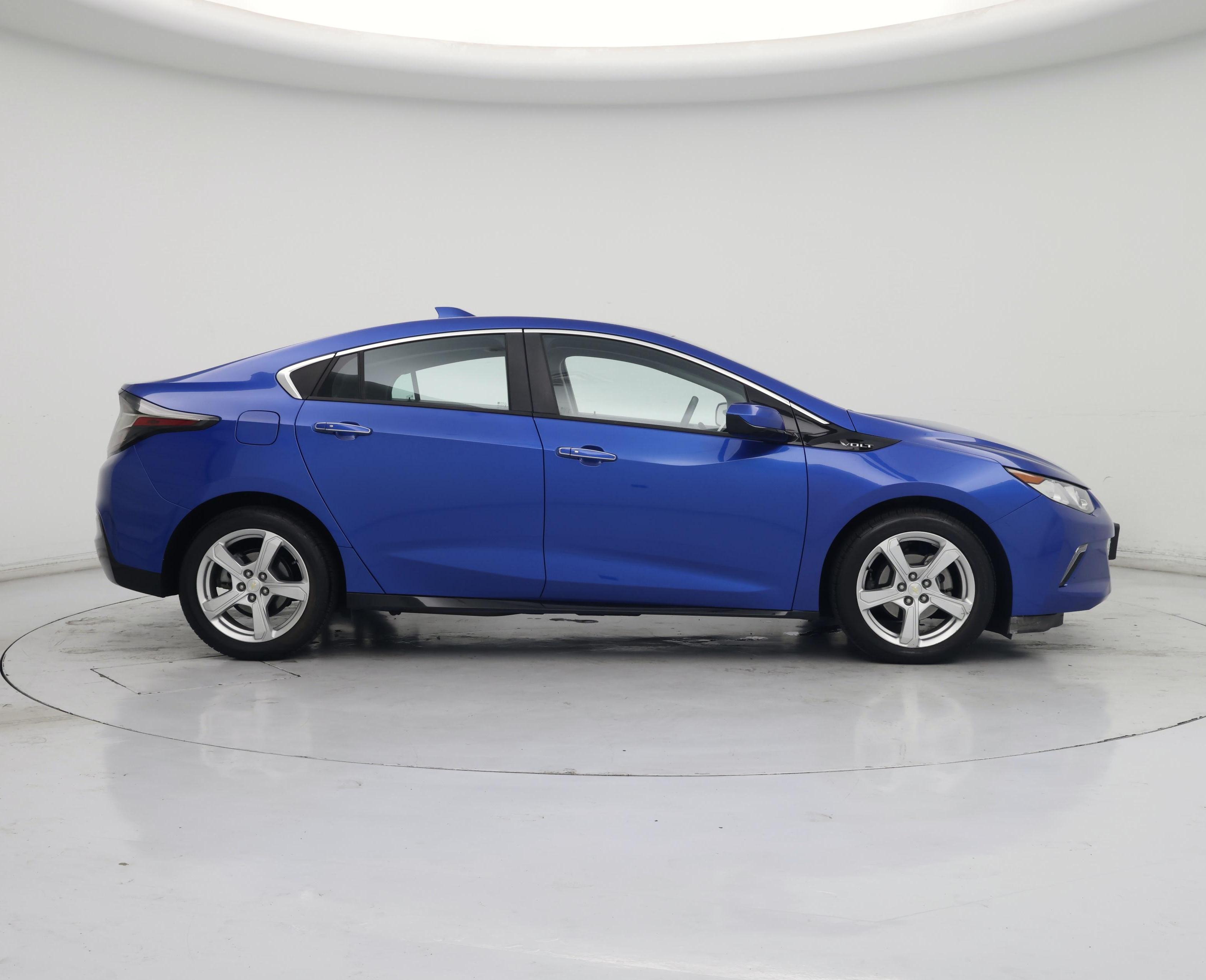 Thumbnail: 2017 Chevrolet Volt - 7