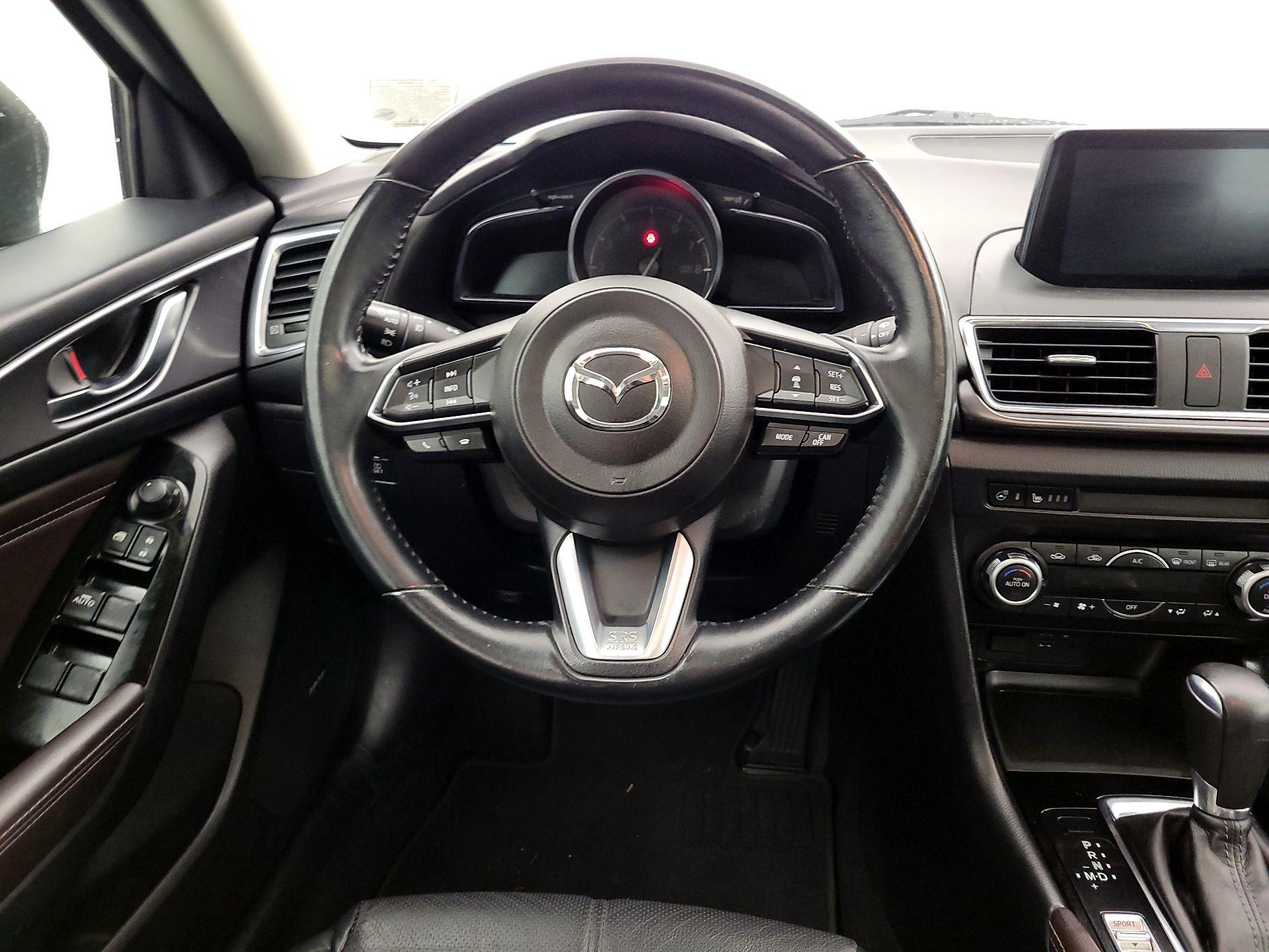 Thumbnail: 2018 Mazda Mazda3 - 10