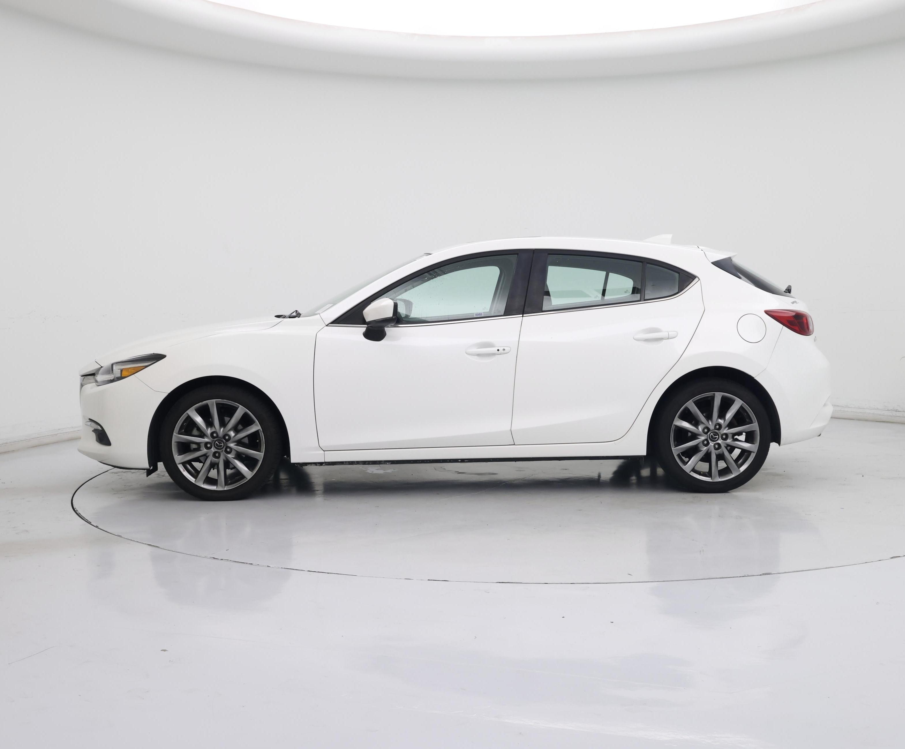 Thumbnail: 2018 Mazda Mazda3 - 3