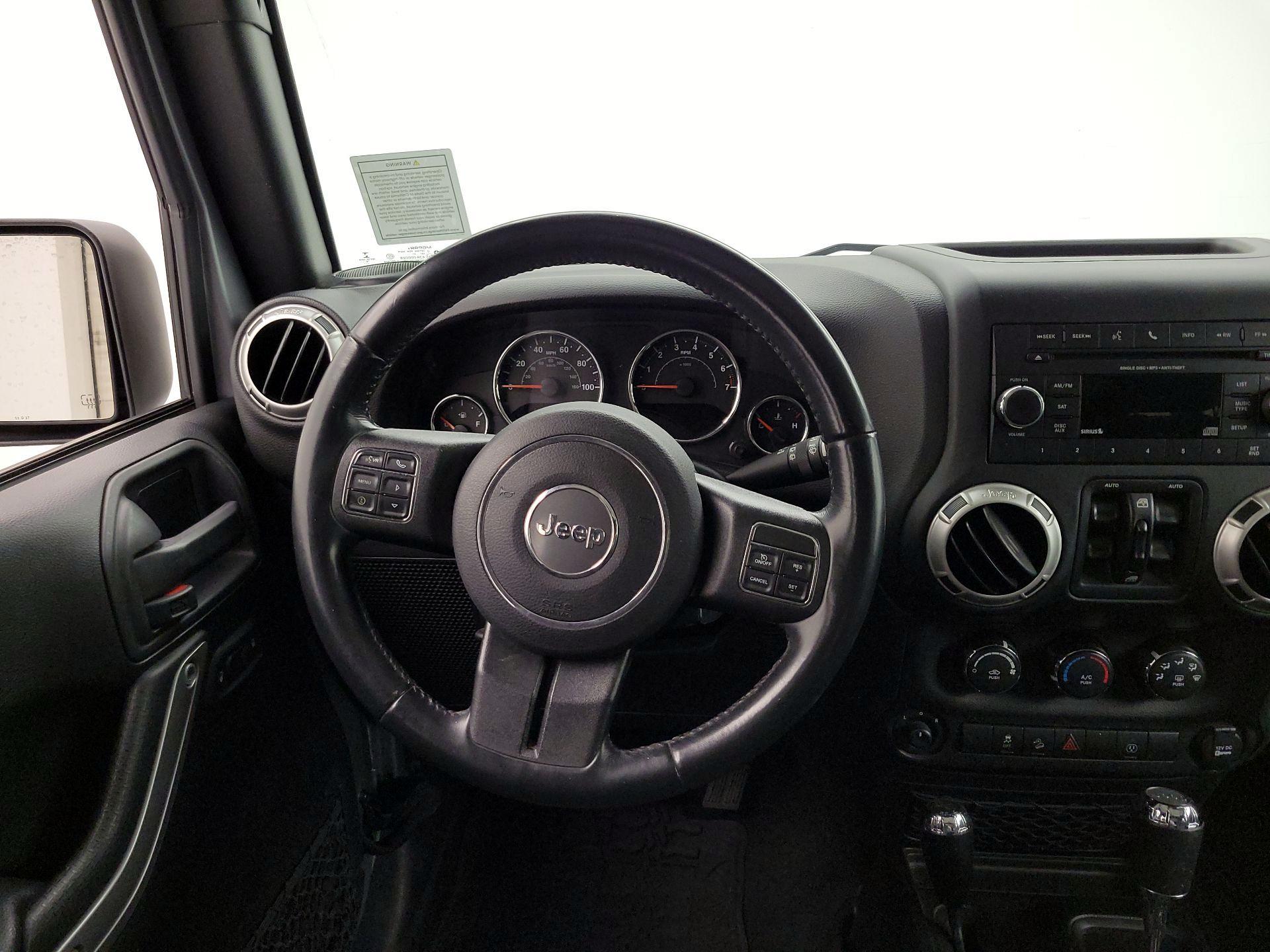 Thumbnail: 2018 Jeep Wrangler - 10
