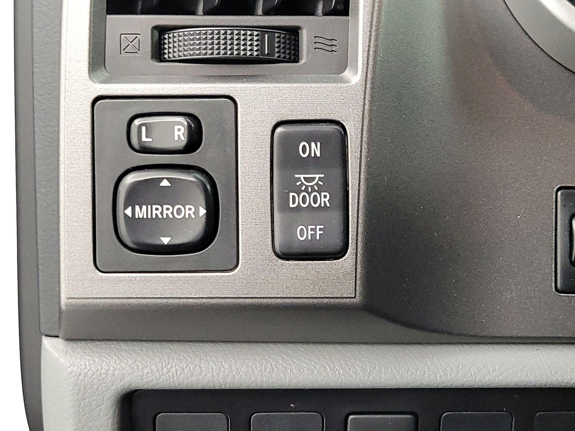 Thumbnail: 2016 Toyota Sequoia - 13