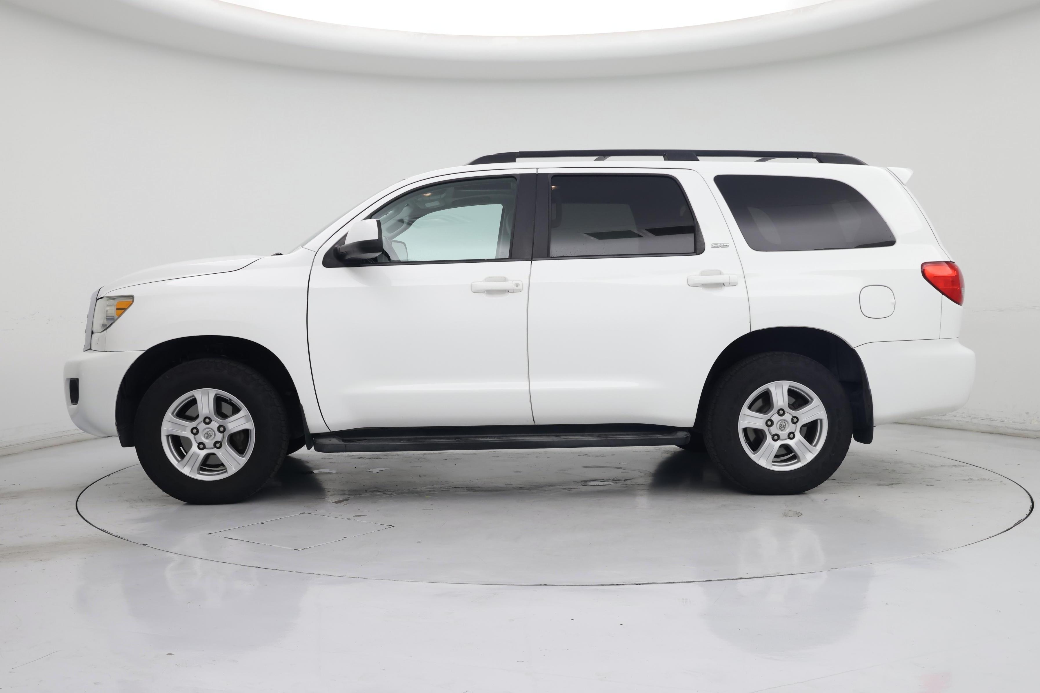 Thumbnail: 2016 Toyota Sequoia - 3