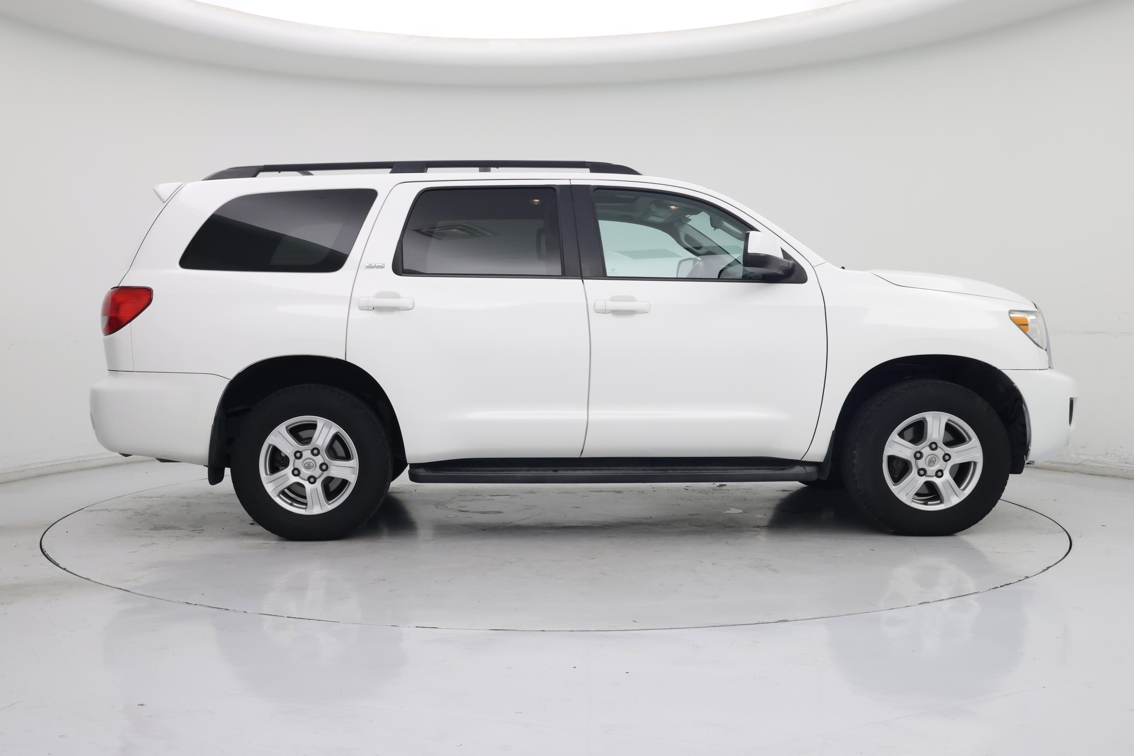 Thumbnail: 2016 Toyota Sequoia - 7