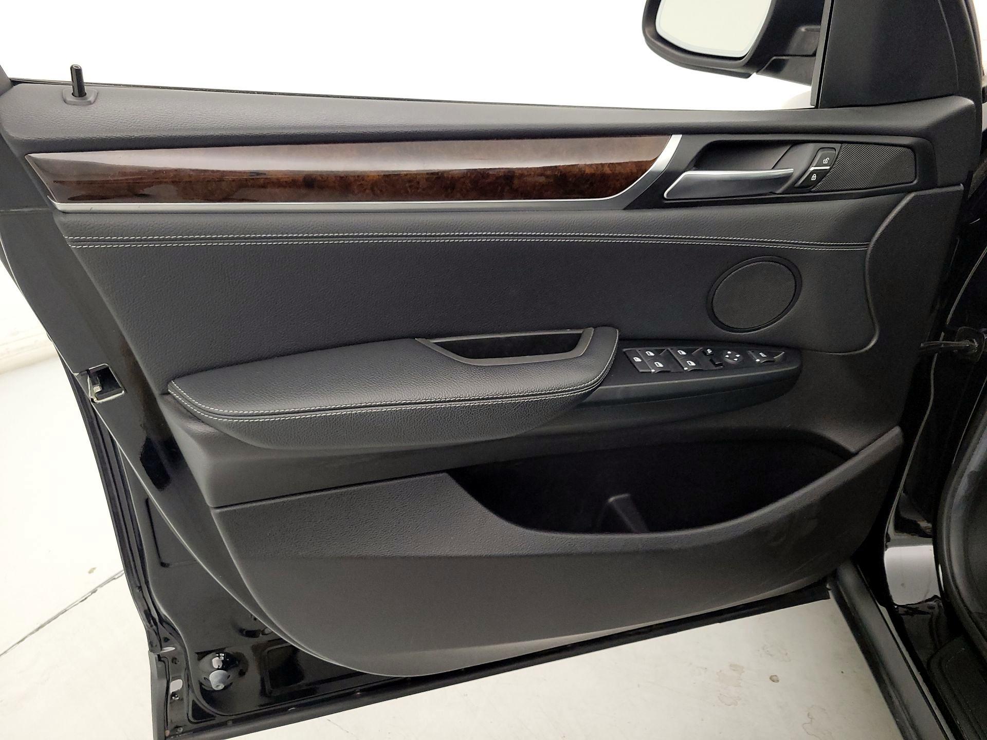 Thumbnail: 2017 BMW X3 - 12
