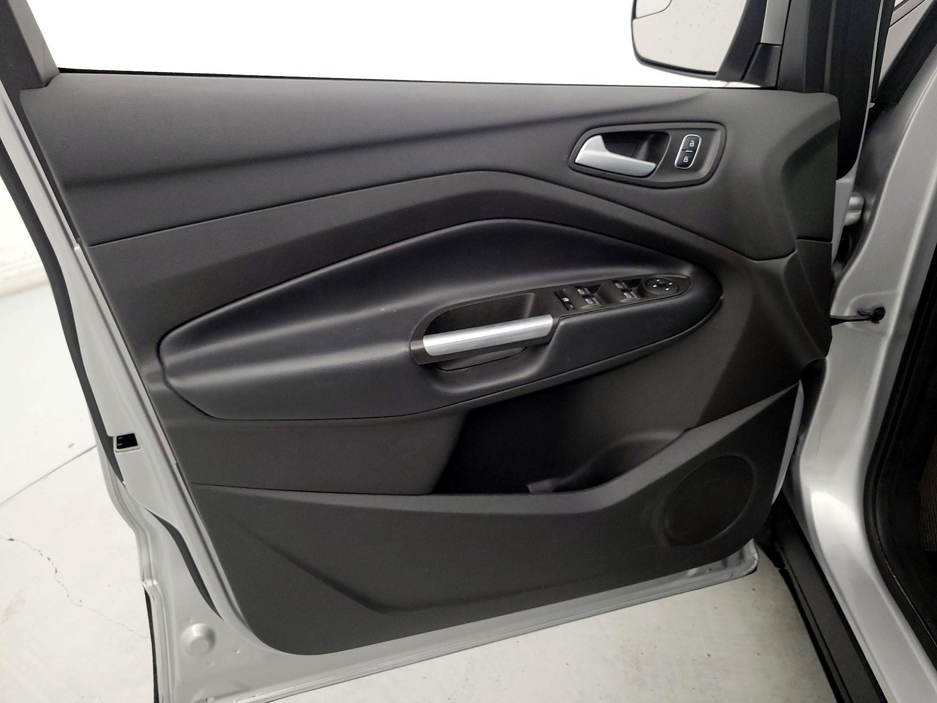 Thumbnail: 2019 Ford Escape - 12