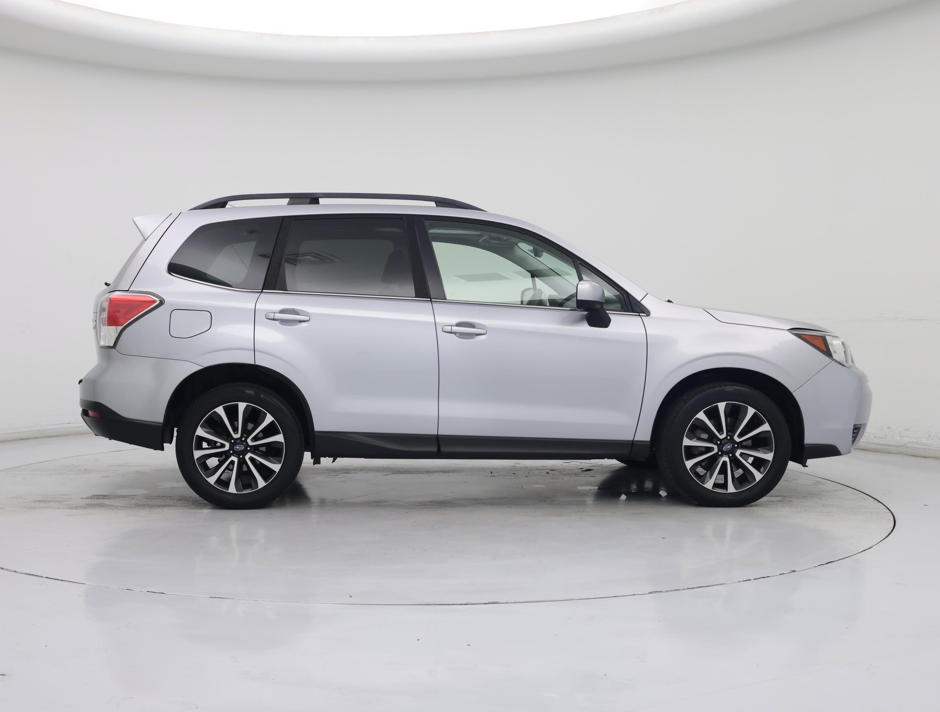 Thumbnail: 2017 Subaru Forester - 7