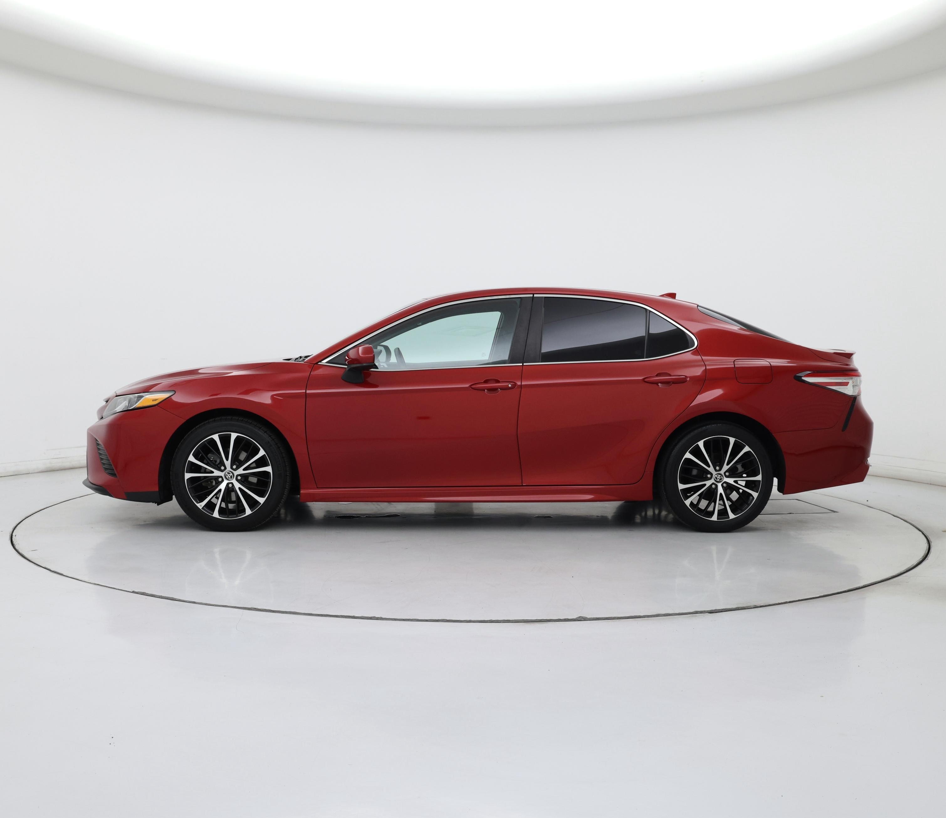 Thumbnail: 2020 Toyota Camry - 3