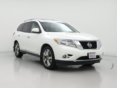 White 2015 Nissan Pathfinder Platinum