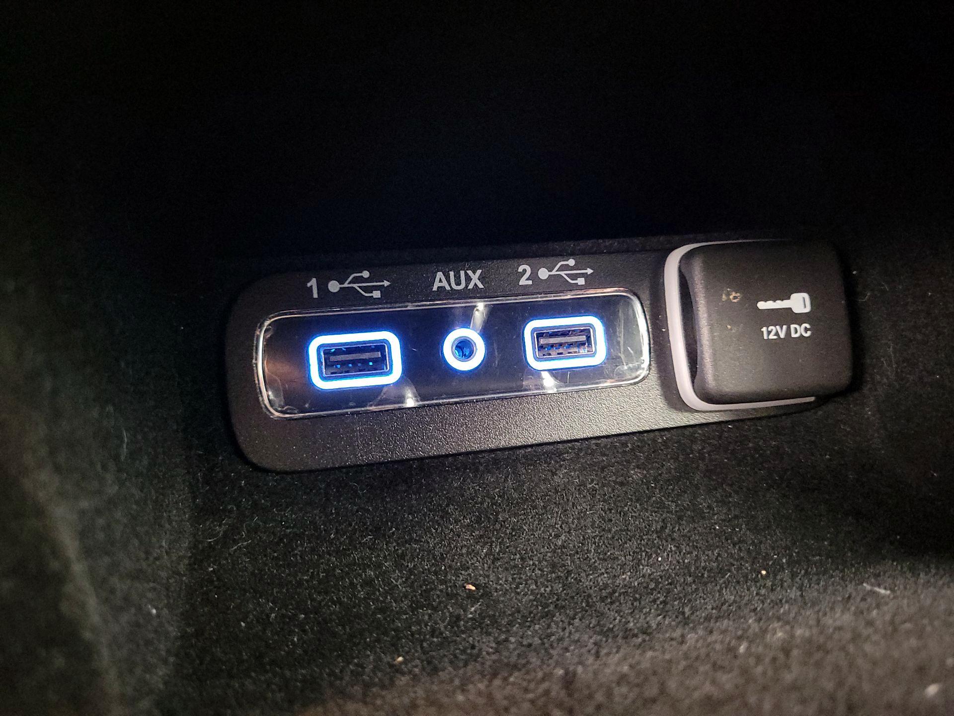 Thumbnail: 2021 Jeep Grand Cherokee - 19