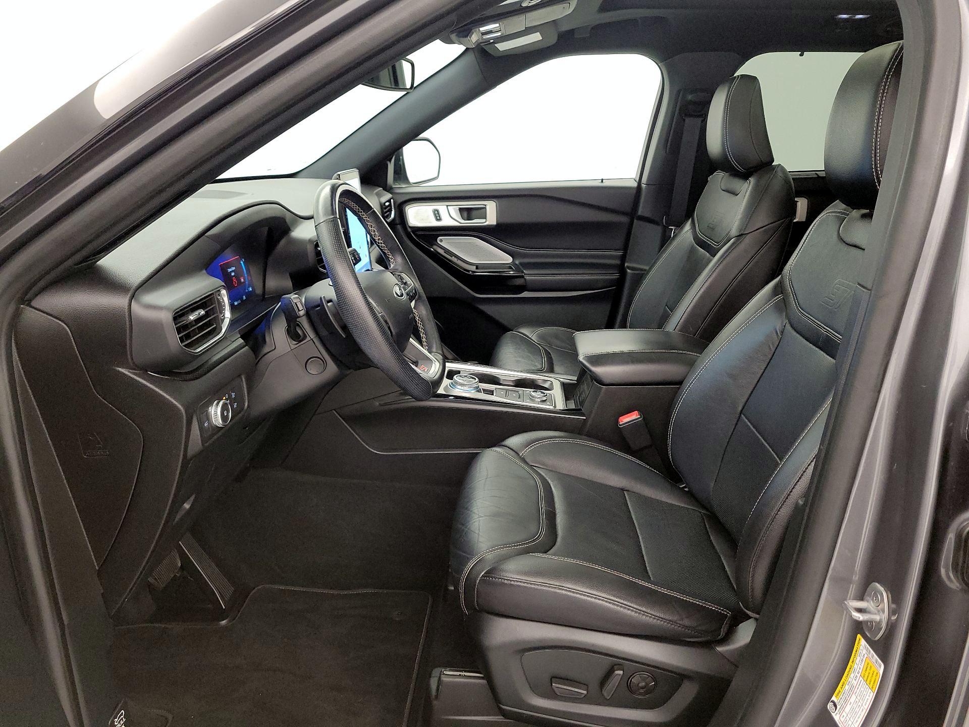 Thumbnail: 2021 Ford Explorer - 11