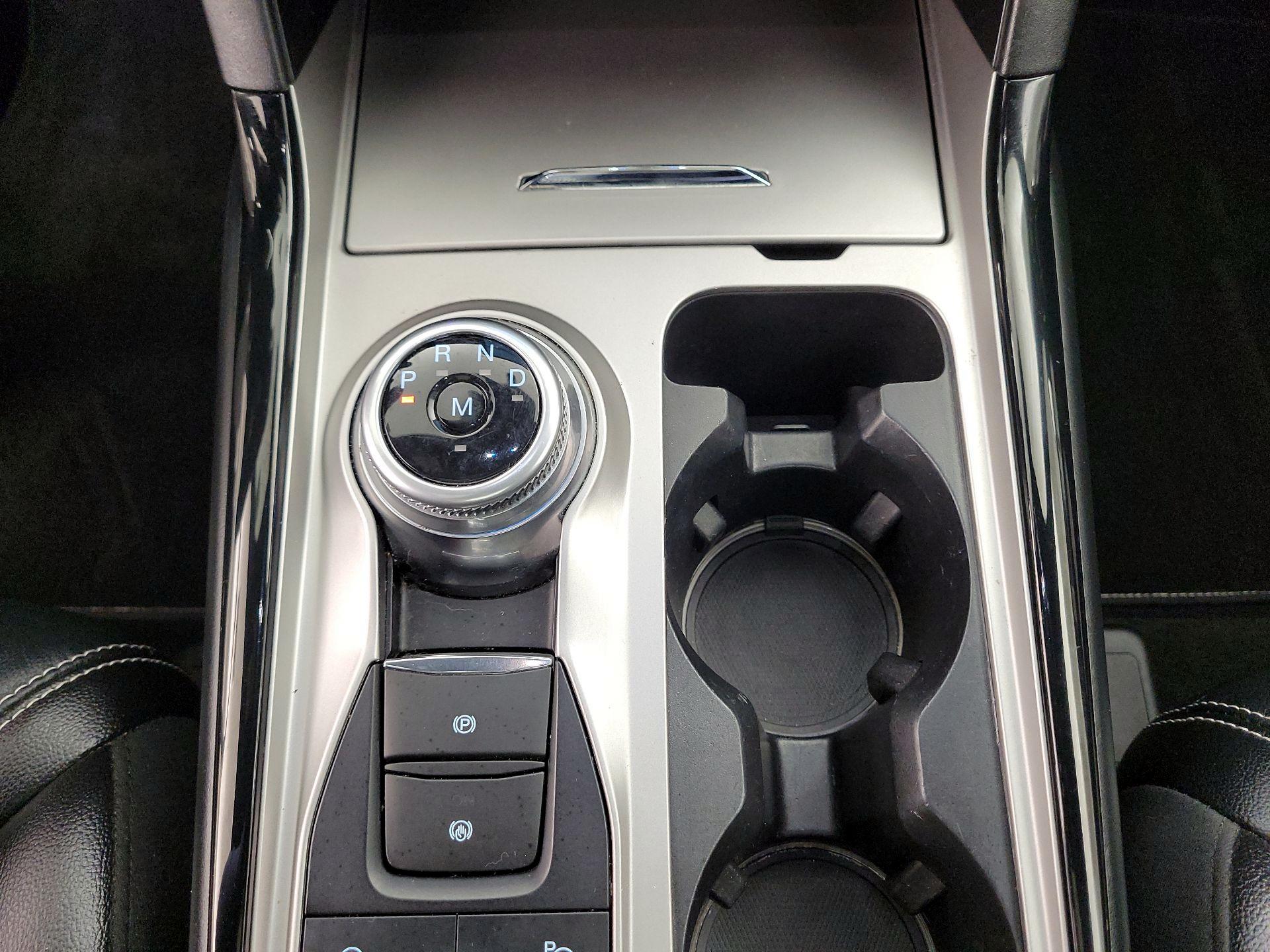 Thumbnail: 2021 Ford Explorer - 18