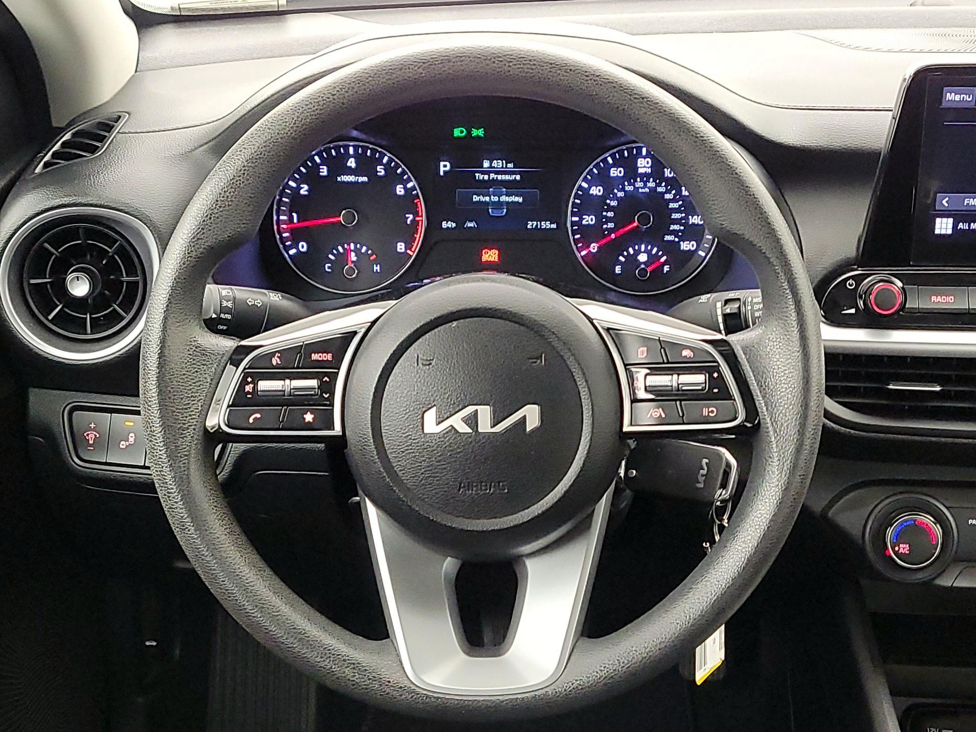 Thumbnail: 2023 Kia Forte - 10