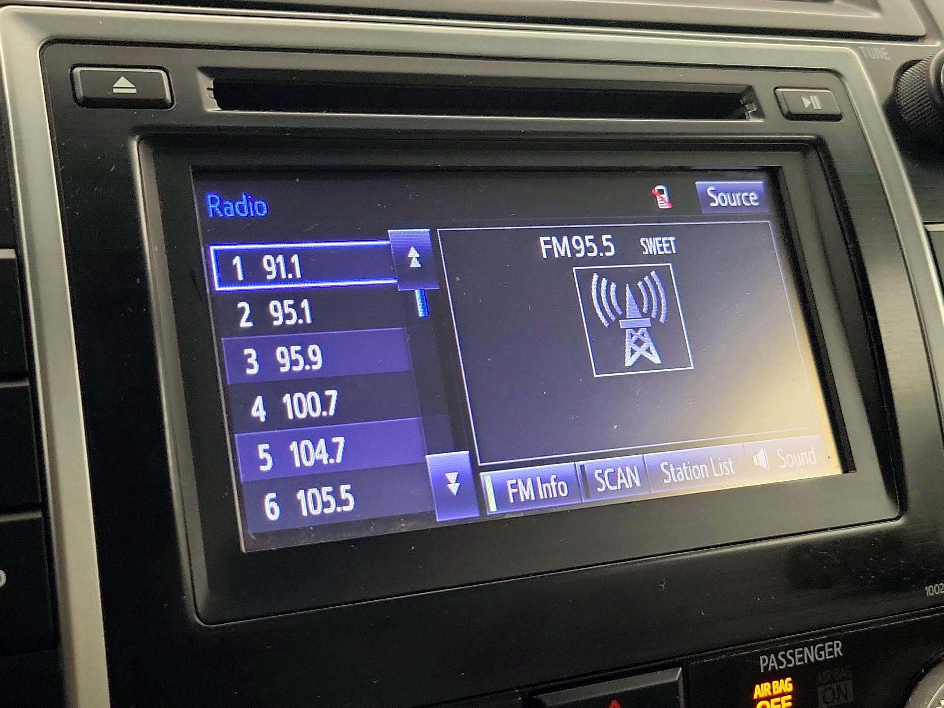 Thumbnail: 2014 Toyota Camry - 15